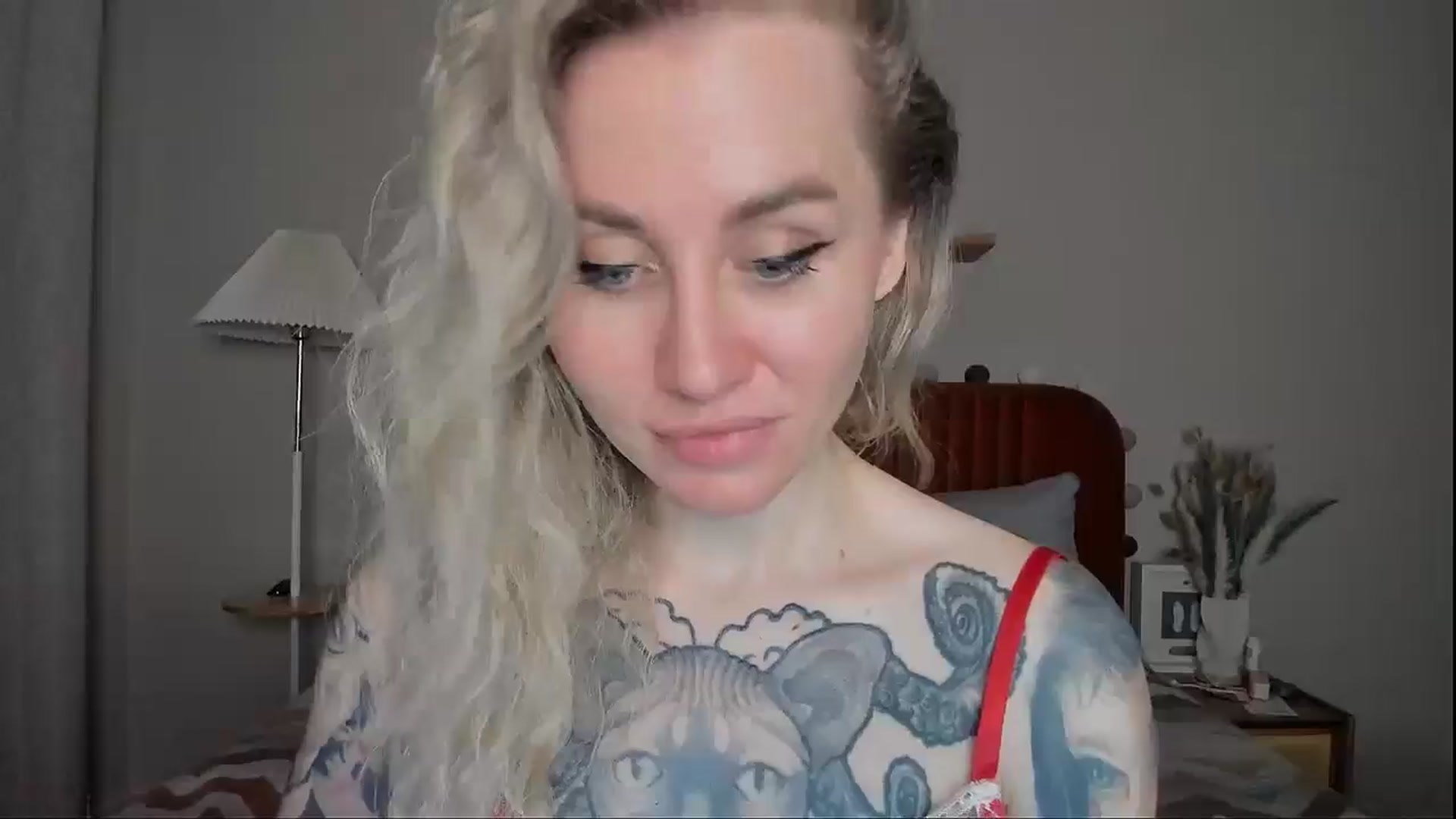 Gallery image thumbnail from Alexa_Smithhh's myfreecams stream on, 04/22/2025, 21:26 image 16 of 20