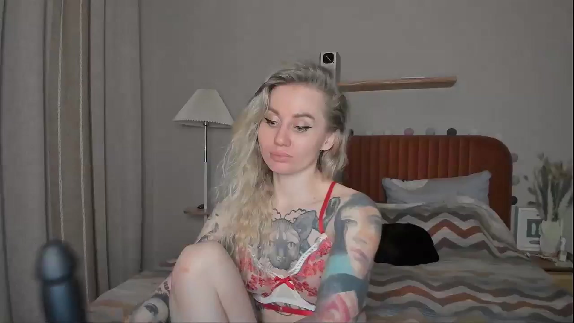 Gallery image thumbnail from Alexa_Smithhh's myfreecams stream on, 04/22/2025, 21:26 image 10 of 20