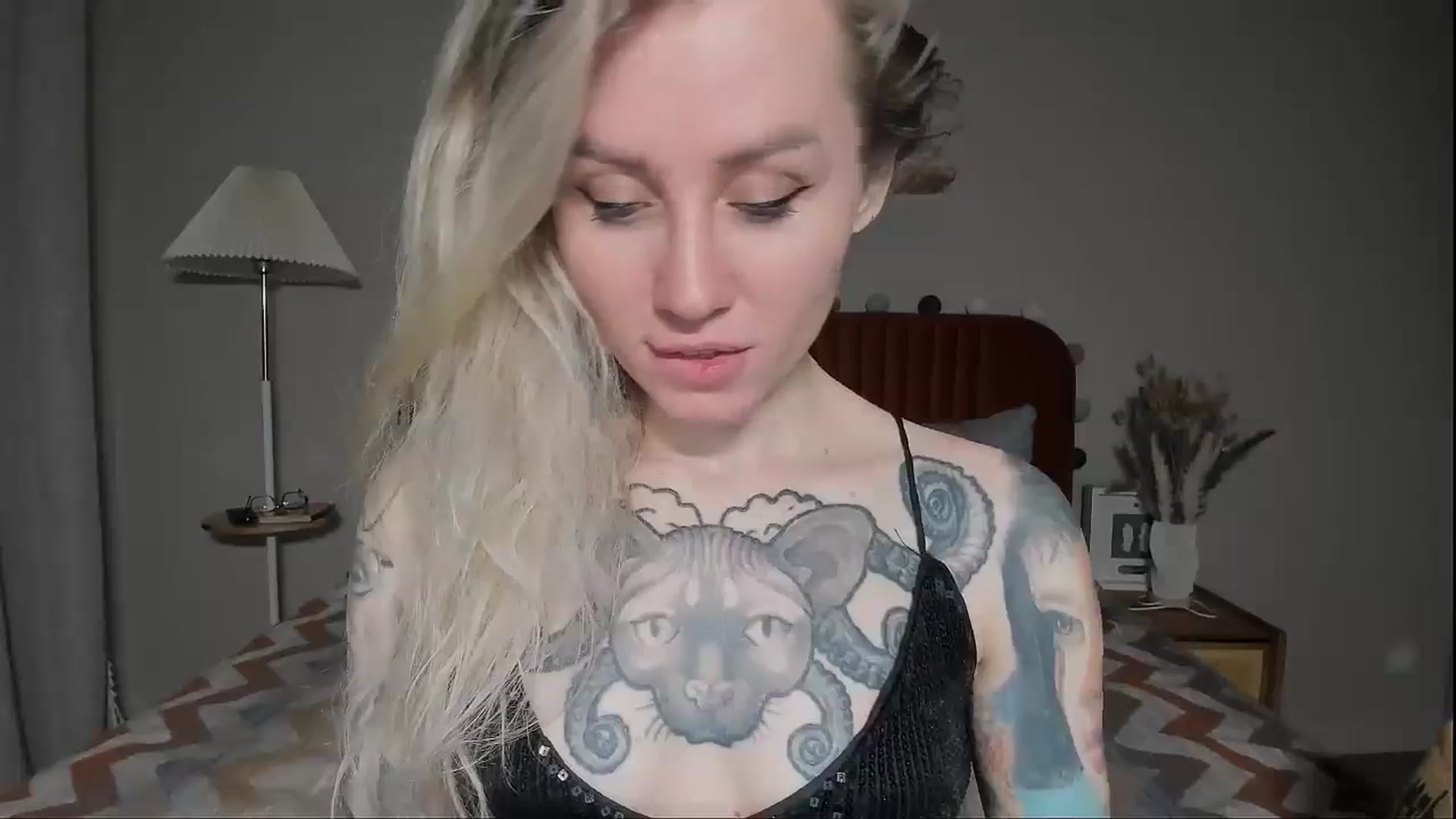 Gallery image thumbnail from Alexa_Smithhh's myfreecams stream on, 04/28/2025, 20:09 image 14 of 20