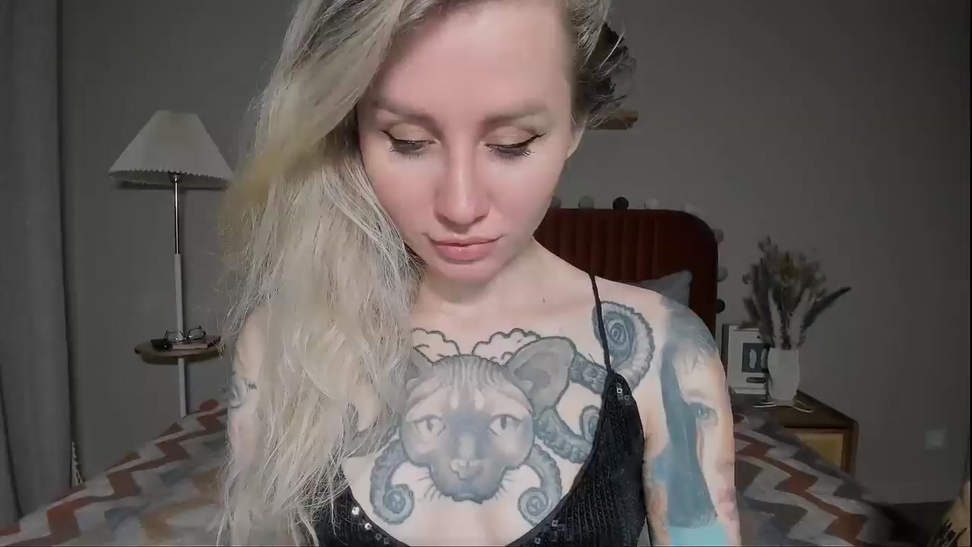 Gallery image thumbnail from Alexa_Smithhh's myfreecams stream on, 04/28/2025, 20:09 image 13 of 20