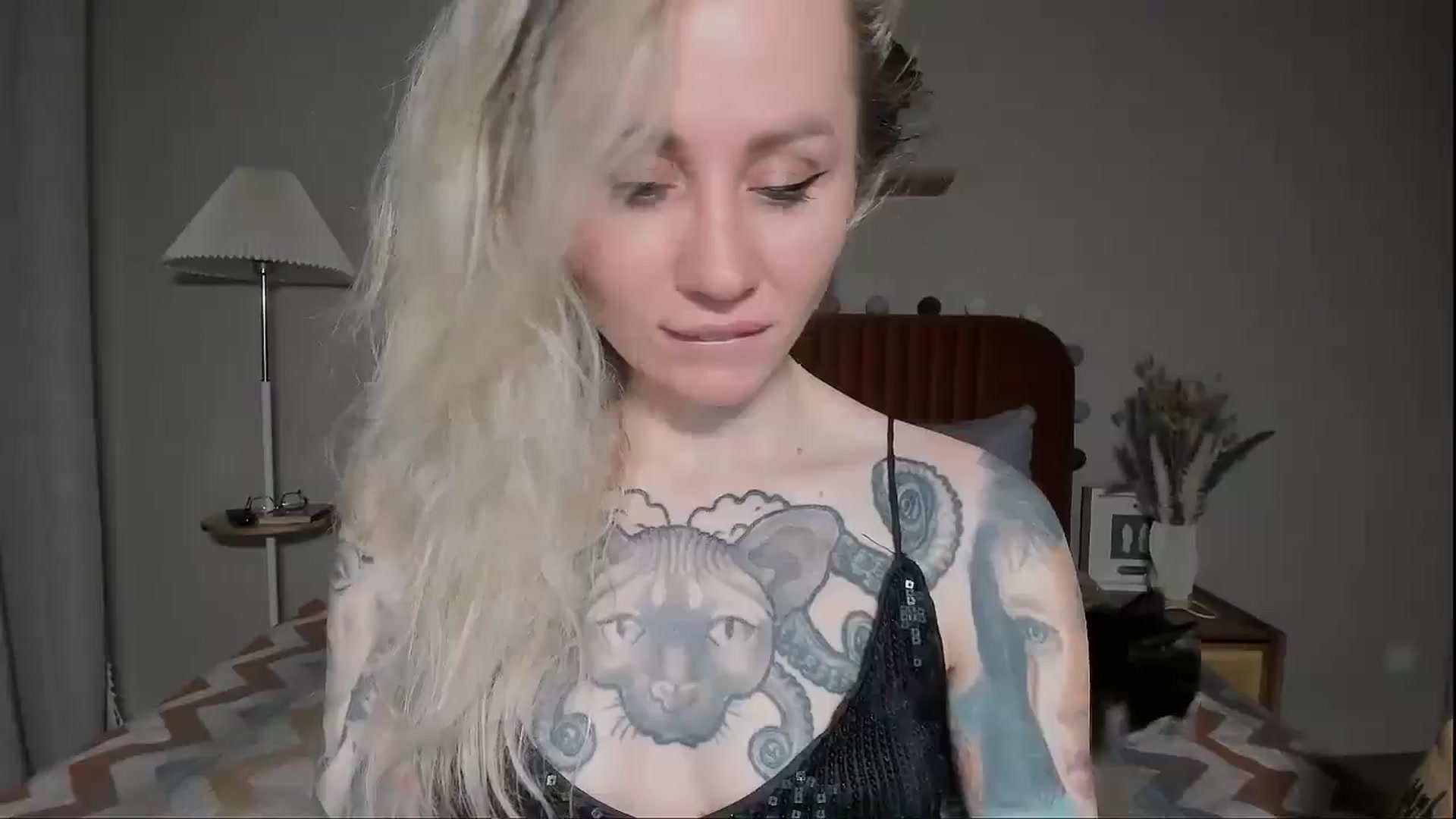 Gallery image thumbnail from Alexa_Smithhh's myfreecams stream on, 04/28/2025, 20:09 image 18 of 20