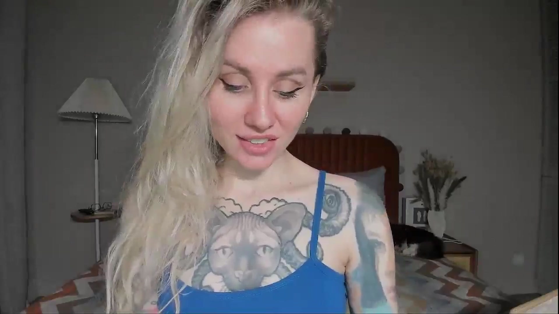 Gallery image thumbnail from Alexa_Smithhh's myfreecams stream on, 04/29/2025, 19:17 image 15 of 20