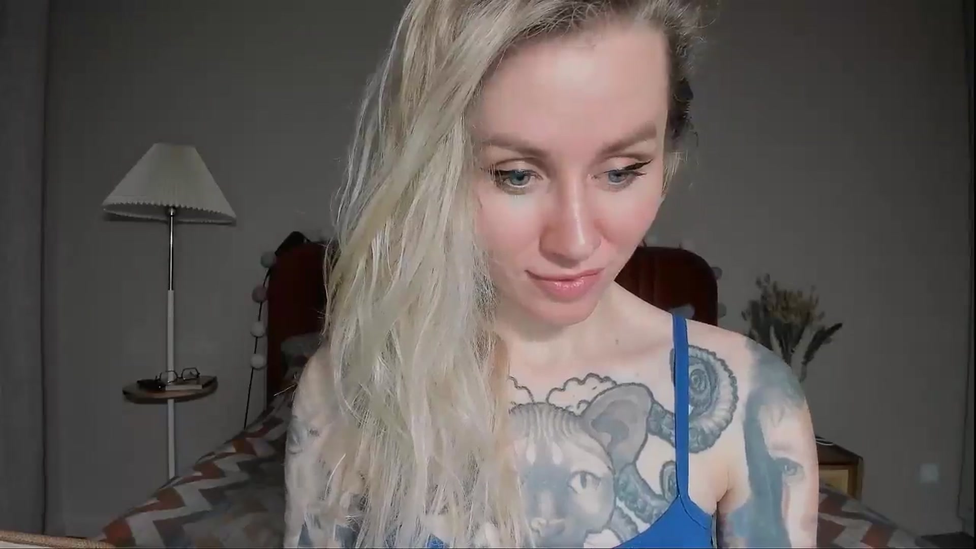 Gallery image thumbnail from Alexa_Smithhh's myfreecams stream on, 04/29/2025, 19:17 image 20 of 20