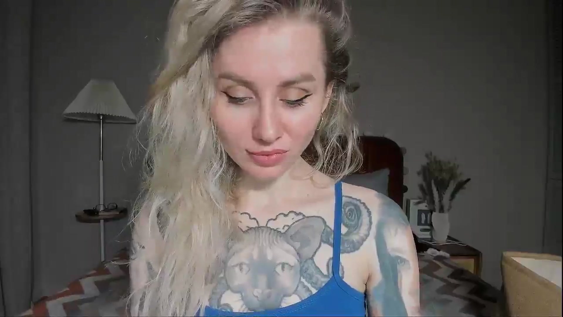 Gallery image thumbnail from Alexa_Smithhh's myfreecams stream on, 04/29/2025, 19:17 image 9 of 20