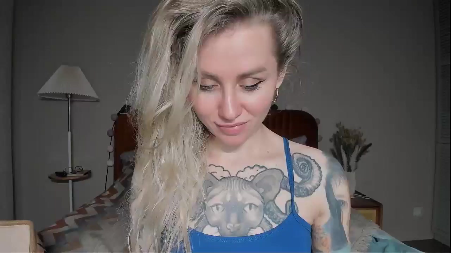 Gallery image thumbnail from Alexa_Smithhh's myfreecams stream on, 04/29/2025, 20:06 image 19 of 20