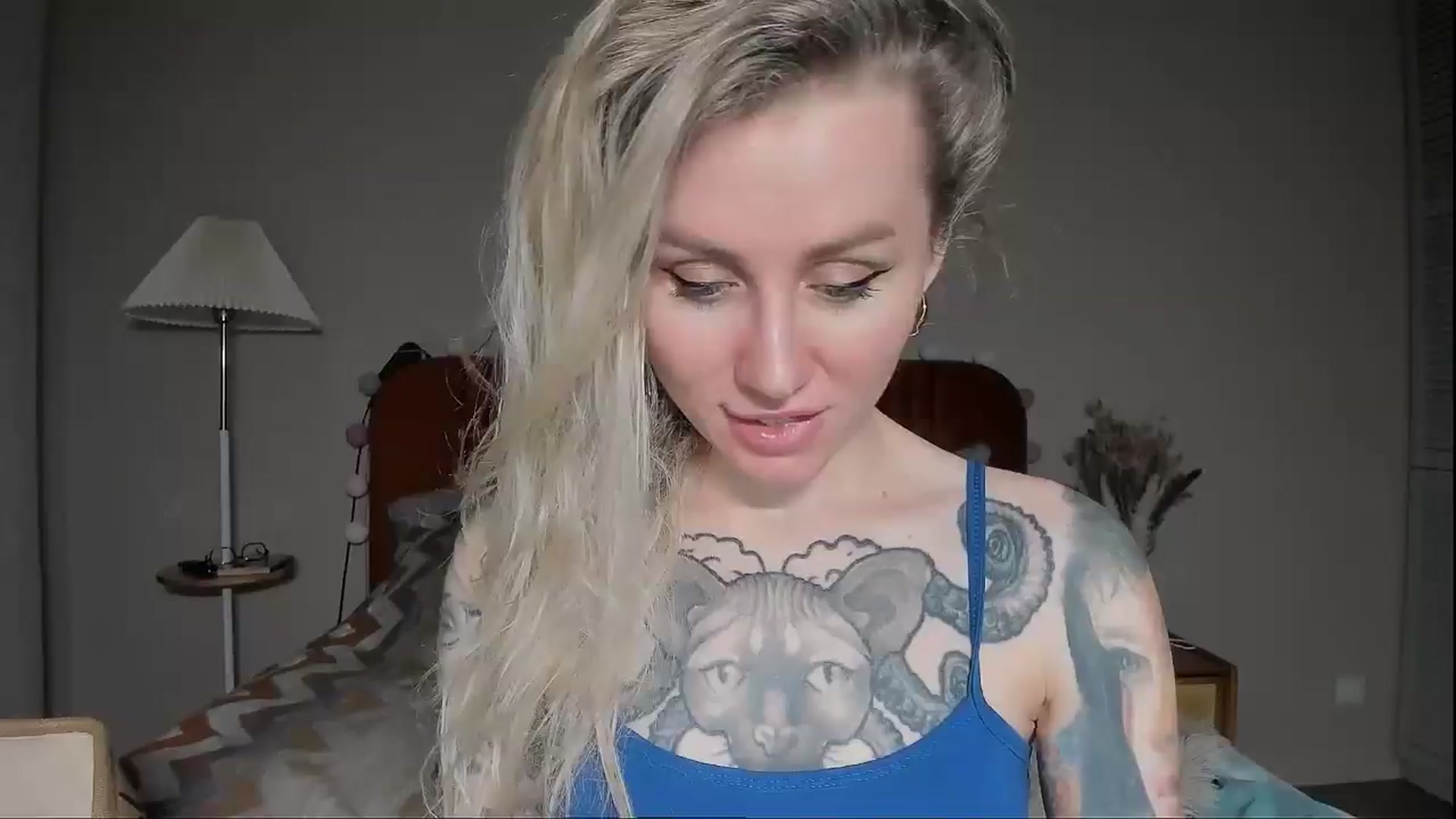 Gallery image thumbnail from Alexa_Smithhh's myfreecams stream on, 04/29/2025, 20:06 image 13 of 20