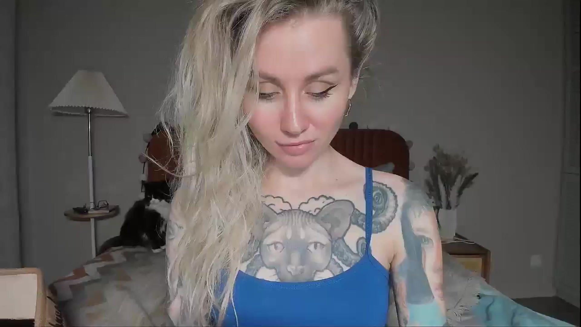 Gallery image thumbnail from Alexa_Smithhh's myfreecams stream on, 04/29/2025, 20:06 image 6 of 20
