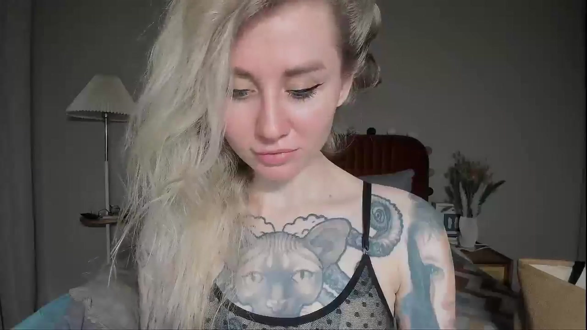 Gallery image thumbnail from Alexa_Smithhh's myfreecams stream on, 05/01/2025, 21:07 image 14 of 20