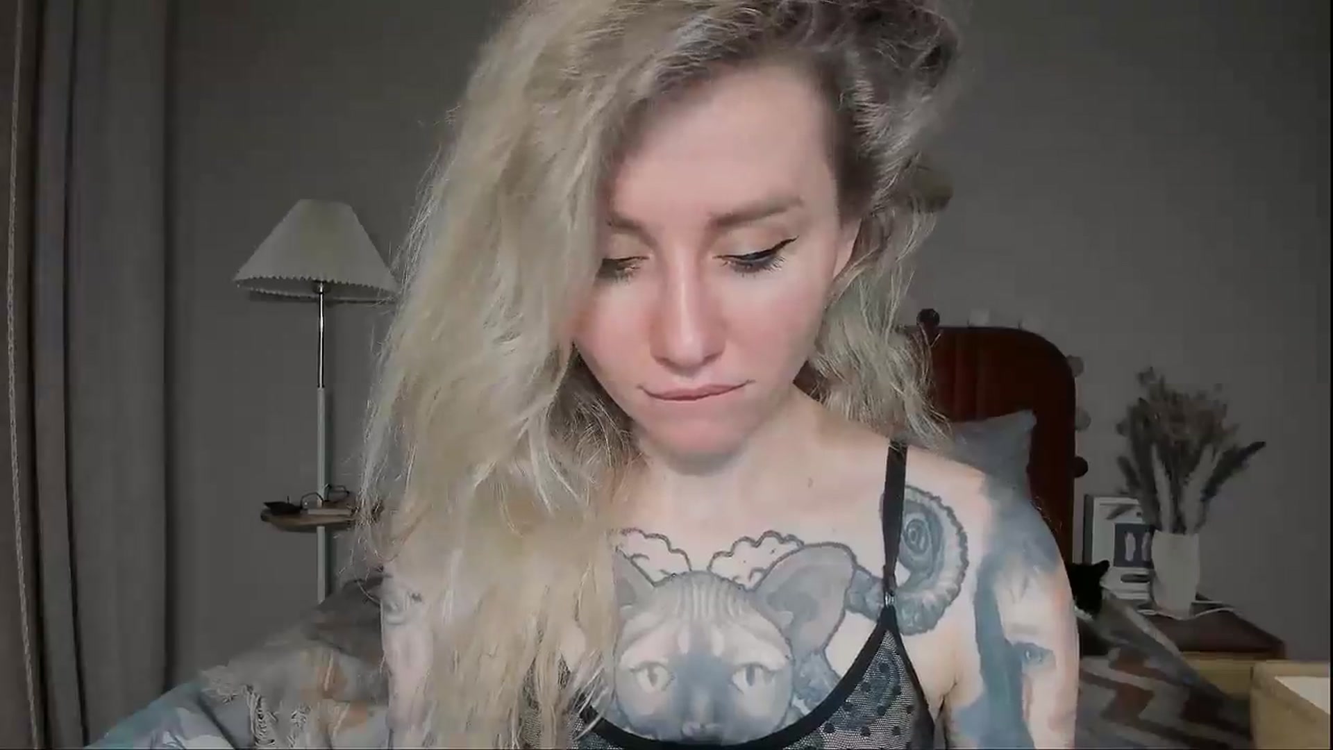 Gallery image thumbnail from Alexa_Smithhh's myfreecams stream on, 05/01/2025, 21:07 image 20 of 20