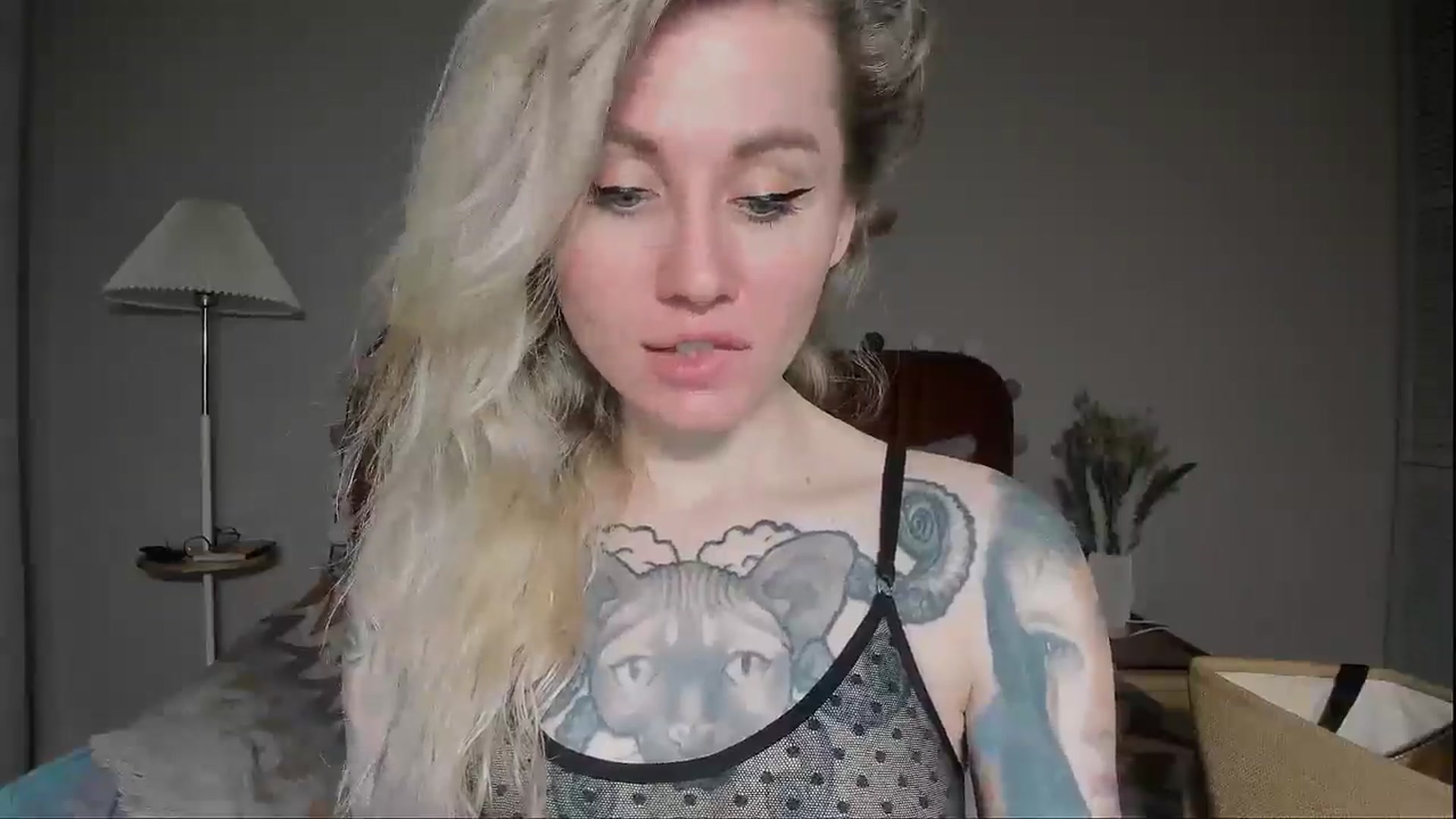 Gallery image thumbnail from Alexa_Smithhh's myfreecams stream on, 05/01/2025, 21:07 image 9 of 20