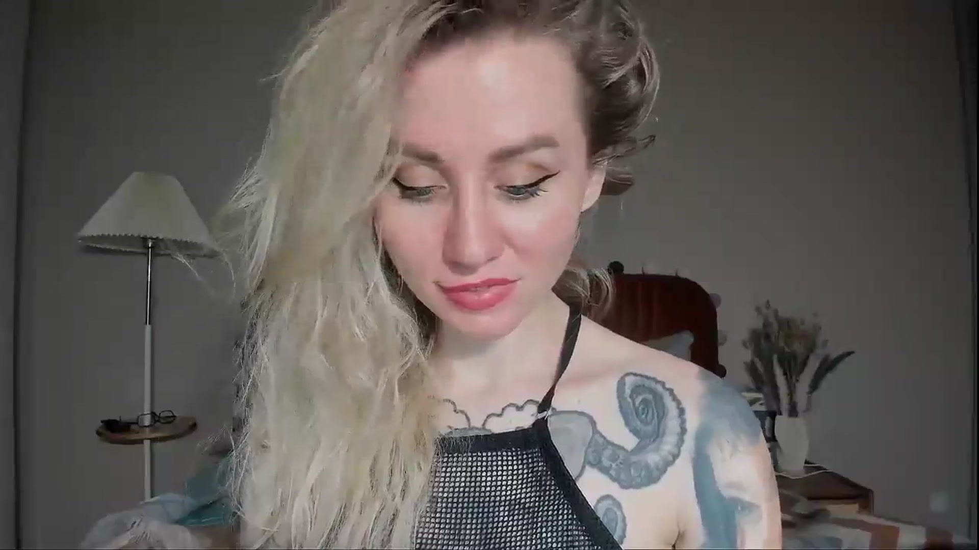 Gallery image thumbnail from Alexa_Smithhh's myfreecams stream on, 05/02/2025, 20:23 image 15 of 20