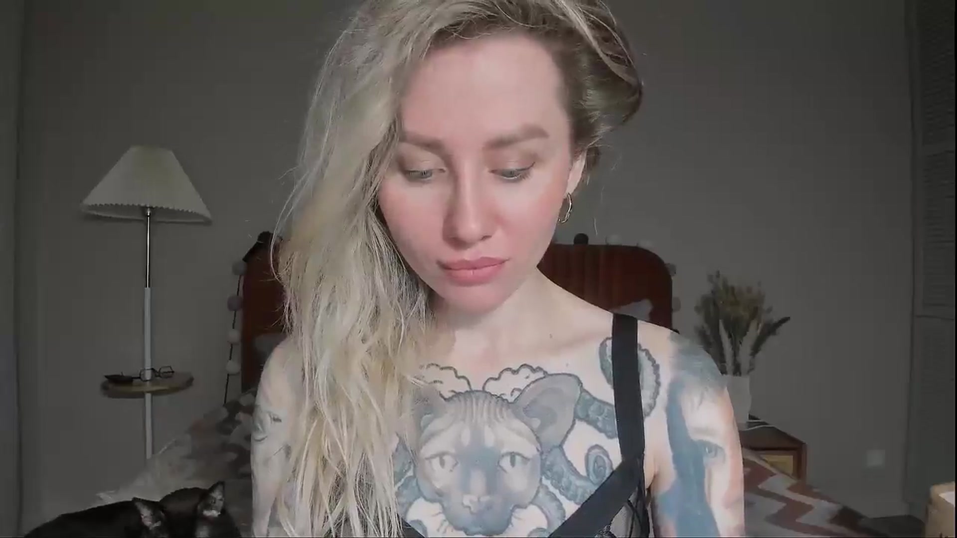 Gallery image thumbnail from Alexa_Smithhh's myfreecams stream on, 05/04/2025, 19:31 image 14 of 20