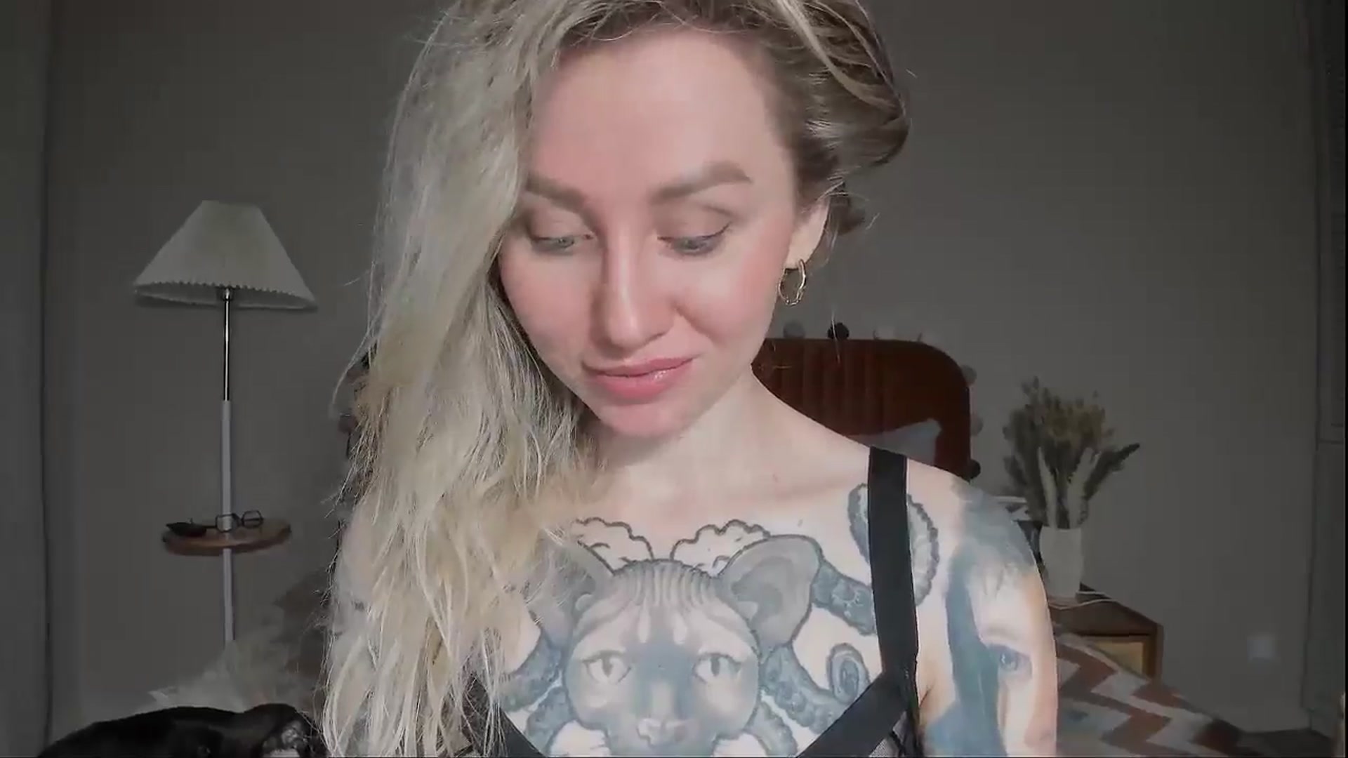 Gallery image thumbnail from Alexa_Smithhh's myfreecams stream on, 05/04/2025, 19:31 image 15 of 20