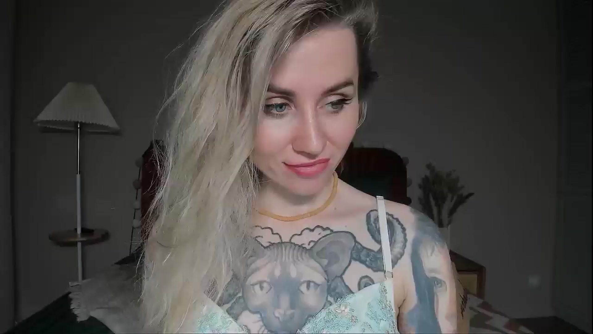 Gallery image thumbnail from Alexa_Smithhh's myfreecams stream on, 05/06/2025, 19:55 image 15 of 20