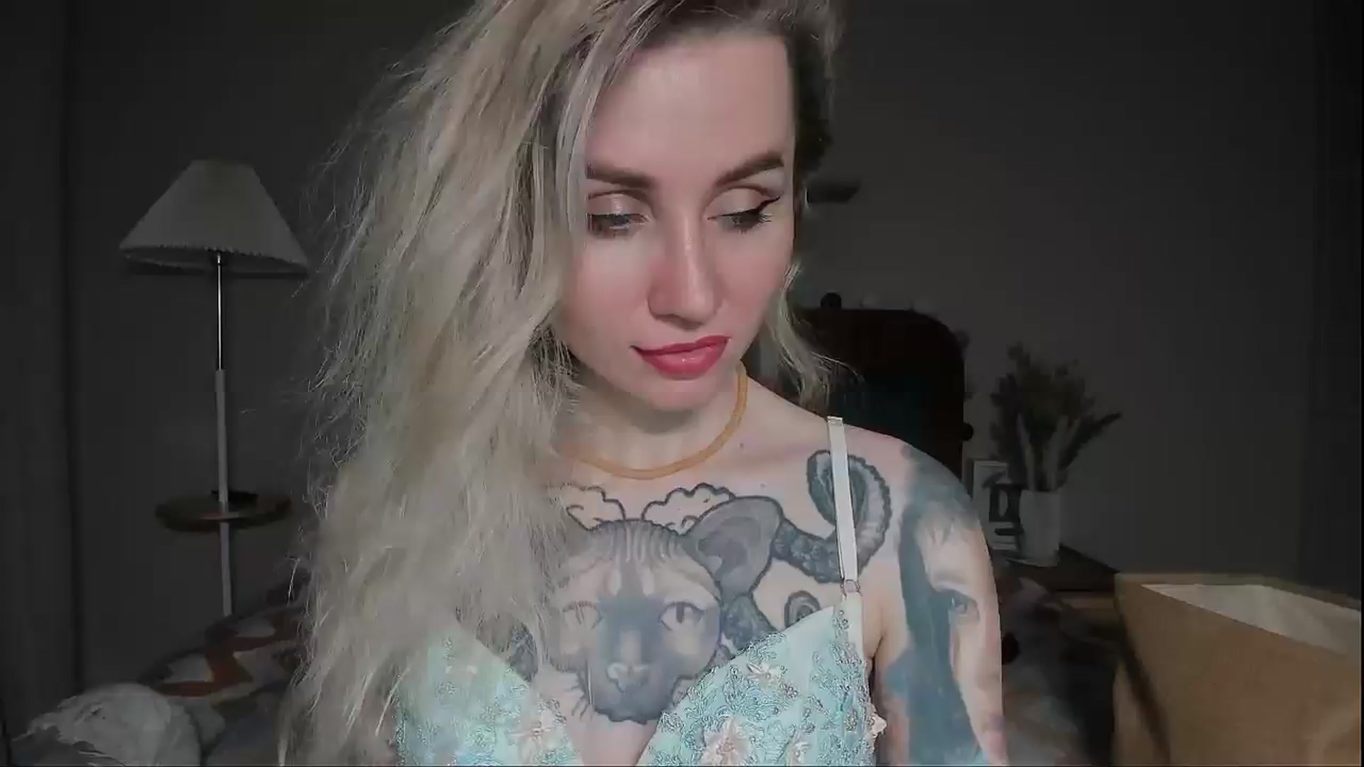 Gallery image thumbnail from Alexa_Smithhh's myfreecams stream on, 05/06/2025, 19:55 image 6 of 20