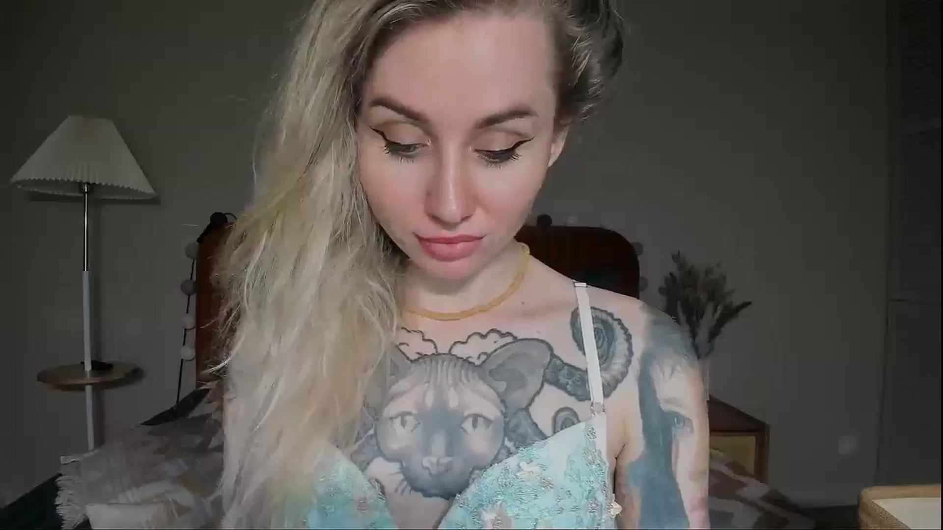 Gallery image thumbnail from Alexa_Smithhh's myfreecams stream on, 05/06/2025, 19:55 image 20 of 20