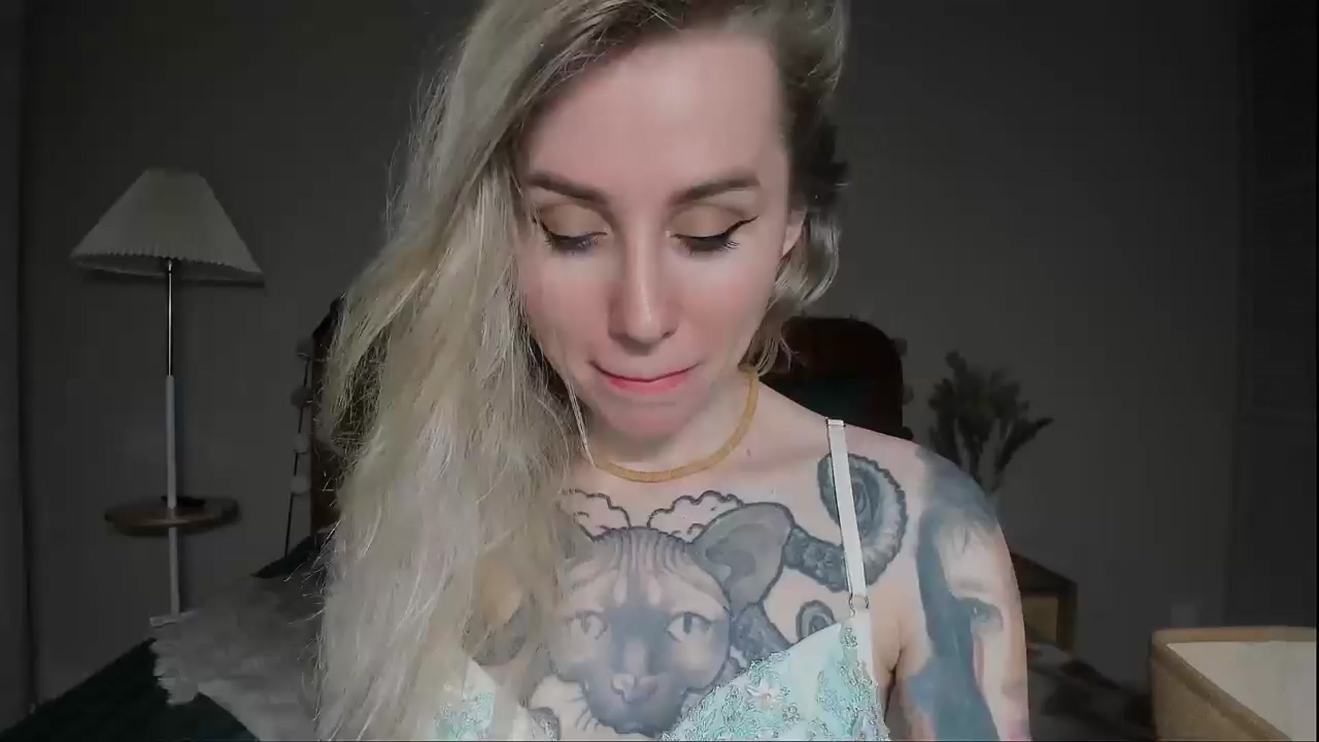 Gallery image thumbnail from Alexa_Smithhh's myfreecams stream on, 05/06/2025, 19:55 image 18 of 20