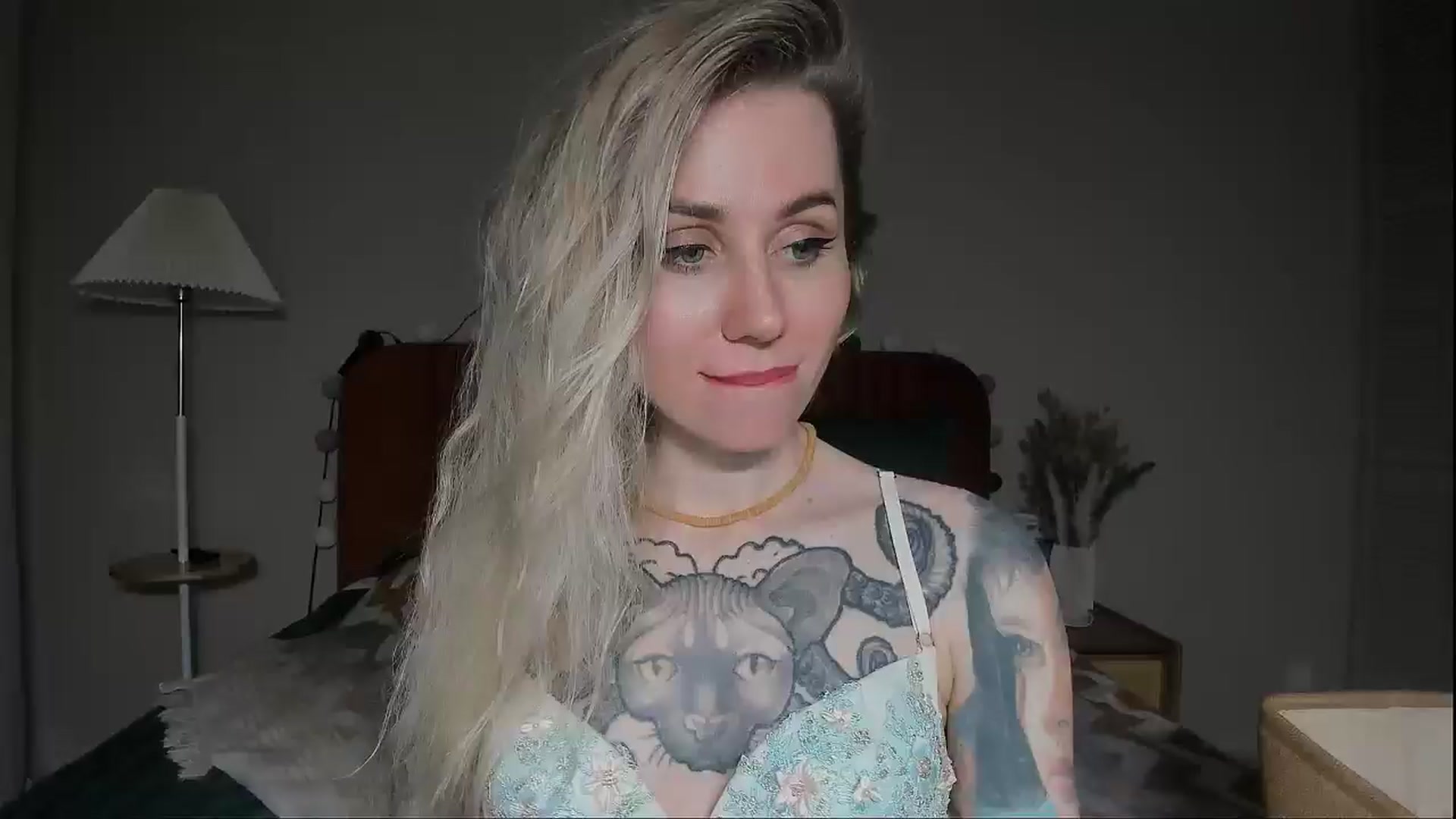 Gallery image thumbnail from Alexa_Smithhh's myfreecams stream on, 05/06/2025, 19:55 image 17 of 20