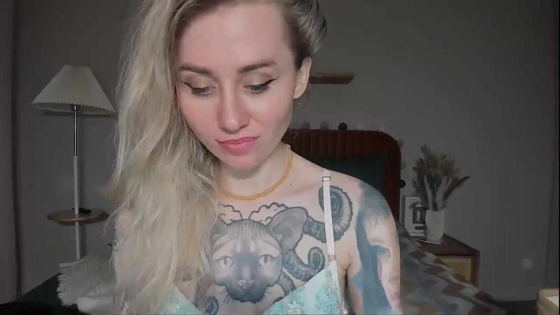 Gallery image thumbnail from Alexa_Smithhh's myfreecams stream on, 05/06/2025, 20:50 image 13 of 20
