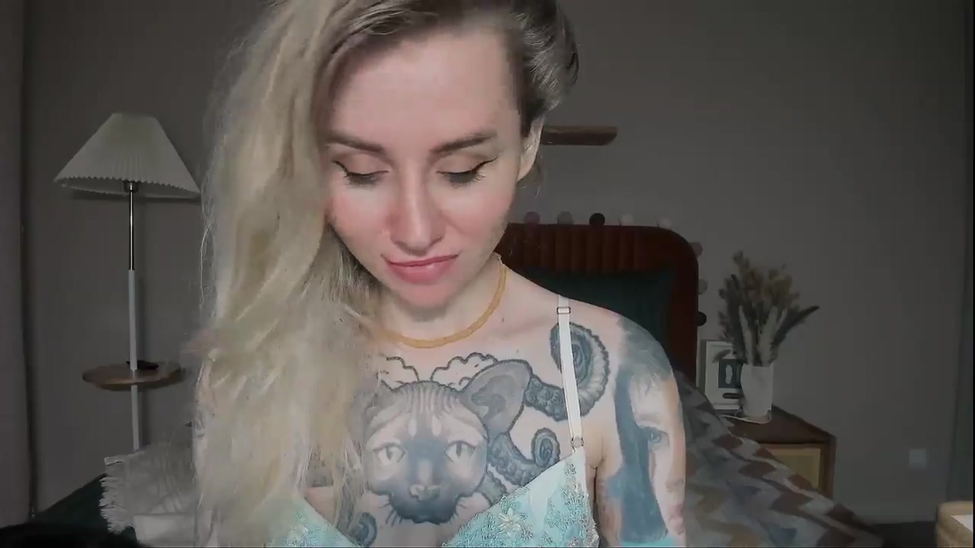 Gallery image thumbnail from Alexa_Smithhh's myfreecams stream on, 05/06/2025, 20:50 image 16 of 20