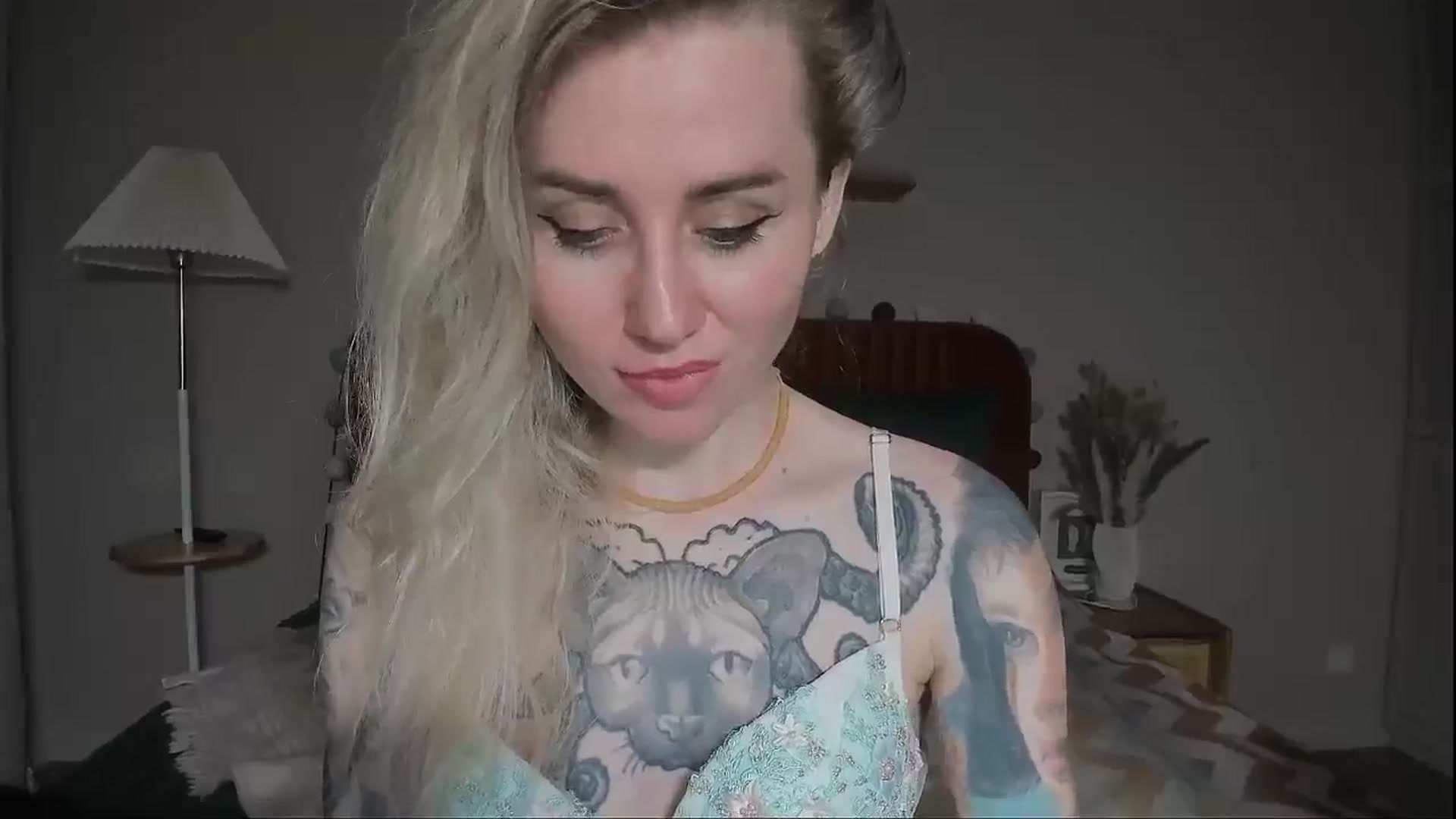 Gallery image thumbnail from Alexa_Smithhh's myfreecams stream on, 05/06/2025, 20:50 image 19 of 20
