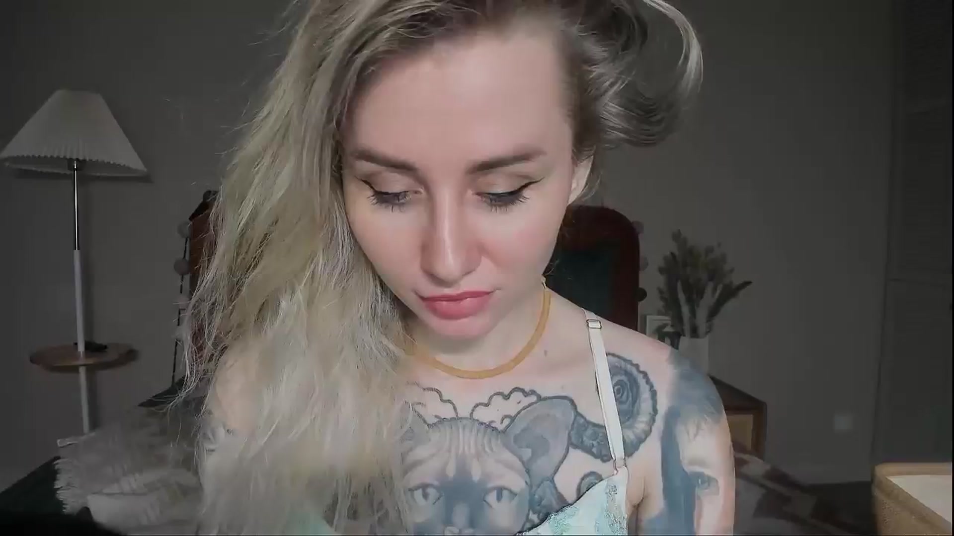 Gallery image thumbnail from Alexa_Smithhh's myfreecams stream on, 05/06/2025, 20:50 image 7 of 20
