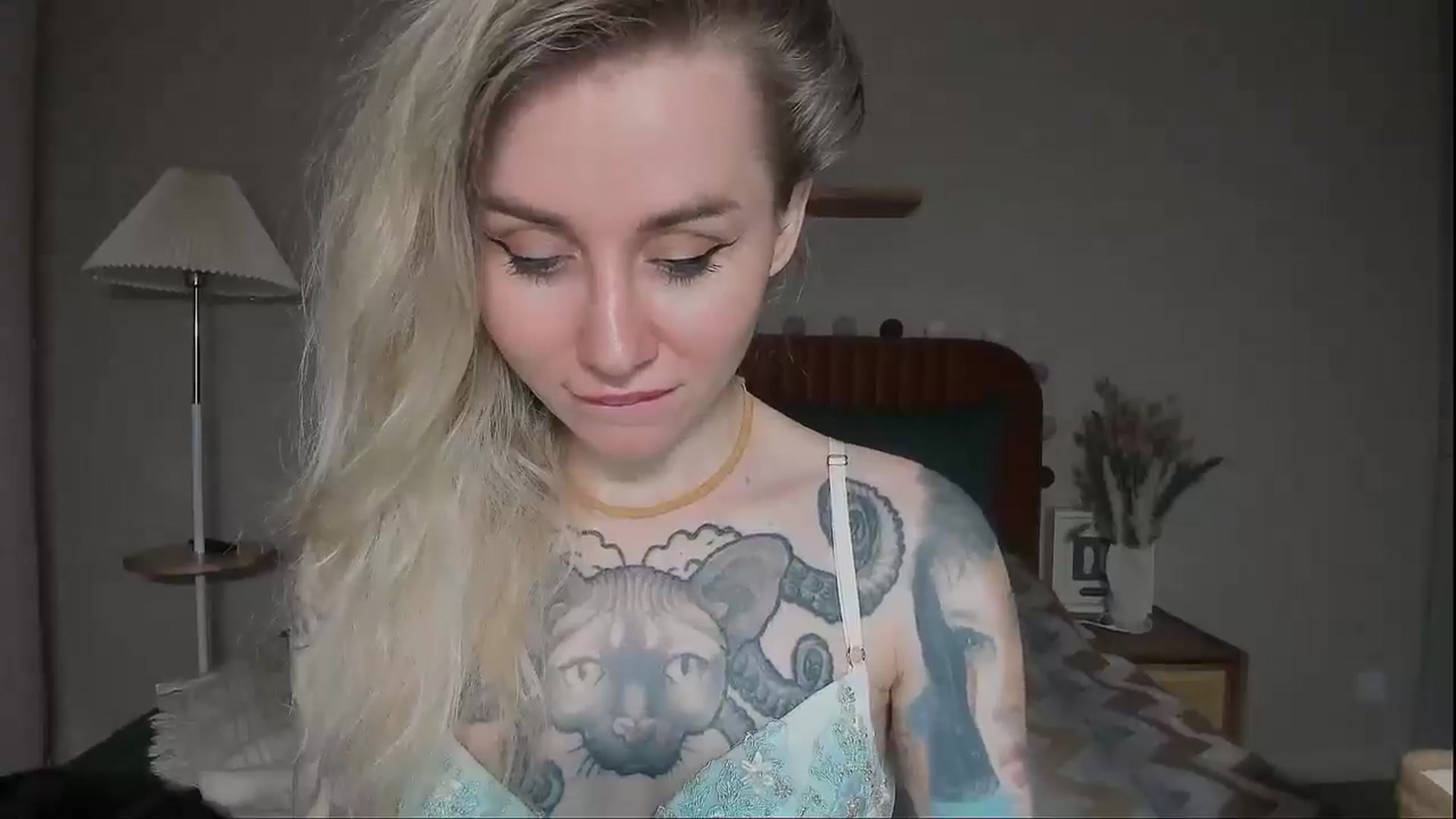 Gallery image thumbnail from Alexa_Smithhh's myfreecams stream on, 05/06/2025, 20:50 image 15 of 20