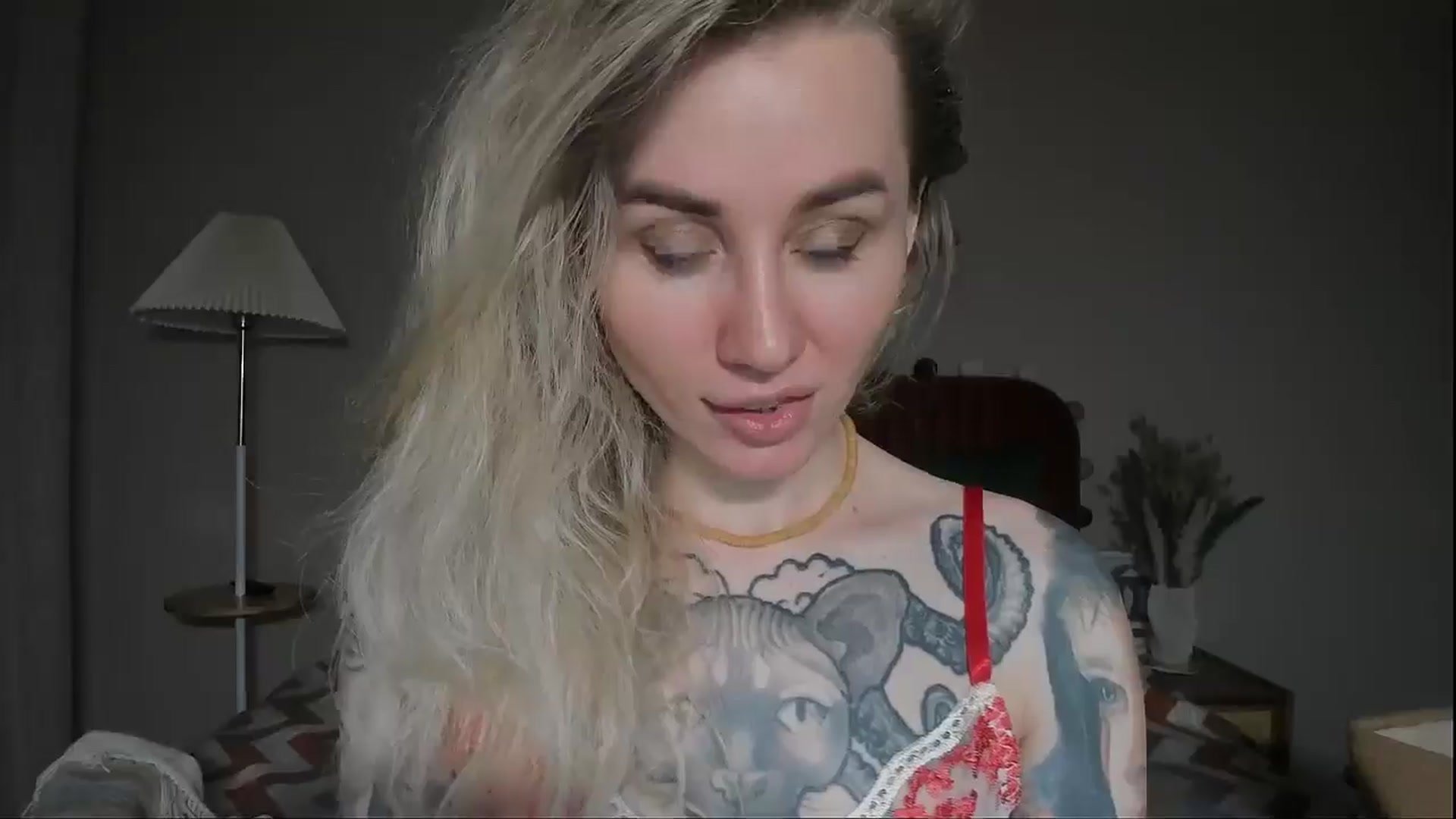 Gallery image thumbnail from Alexa_Smithhh's myfreecams stream on, 05/07/2025, 19:00 image 17 of 20
