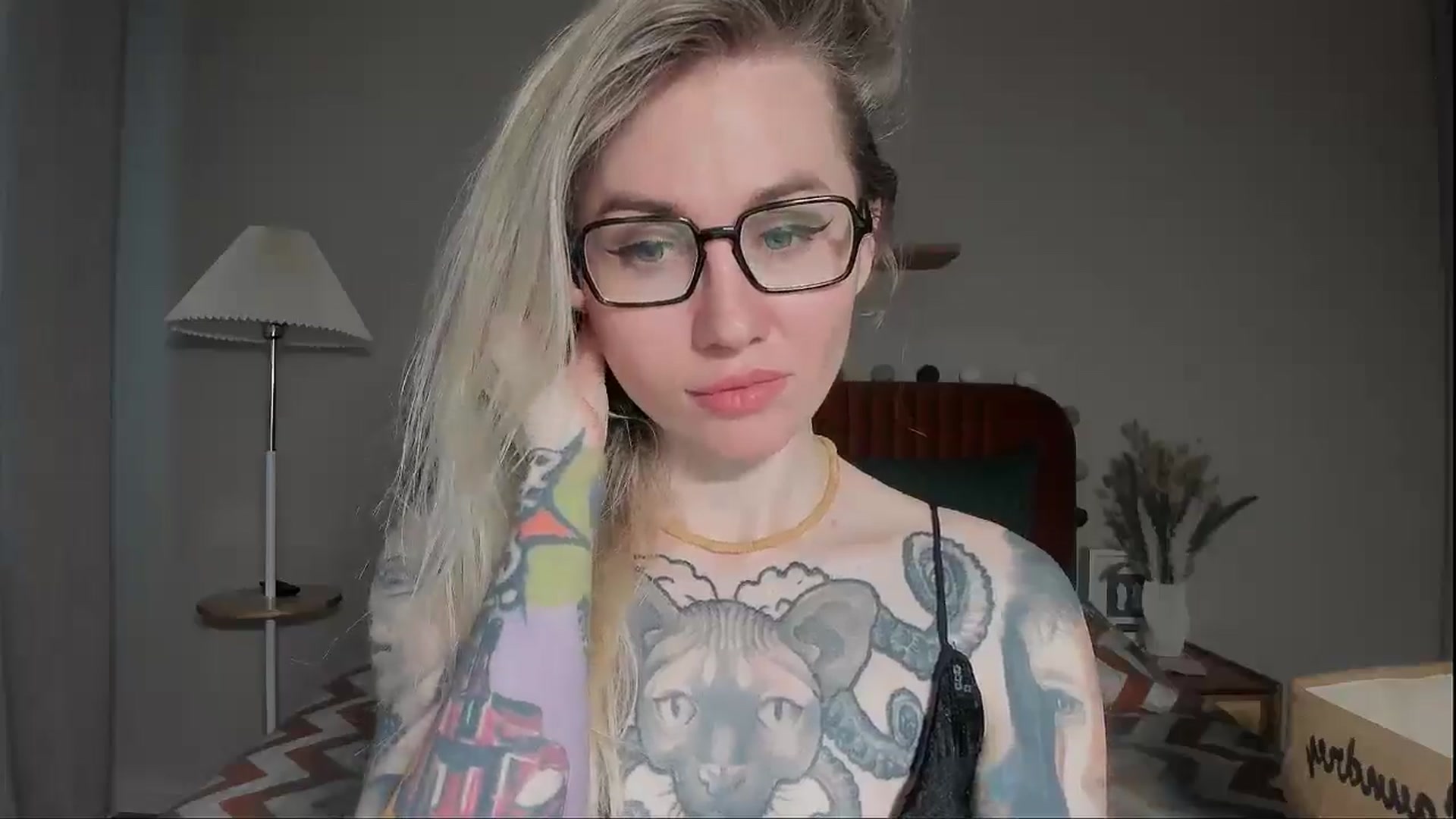 Gallery image thumbnail from Alexa_Smithhh's myfreecams stream on, 05/09/2025, 18:02 image 13 of 20