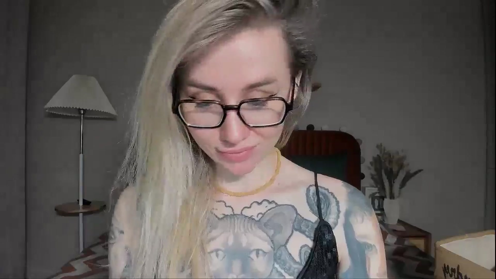 Gallery image thumbnail from Alexa_Smithhh's myfreecams stream on, 05/09/2025, 19:27 image 16 of 20
