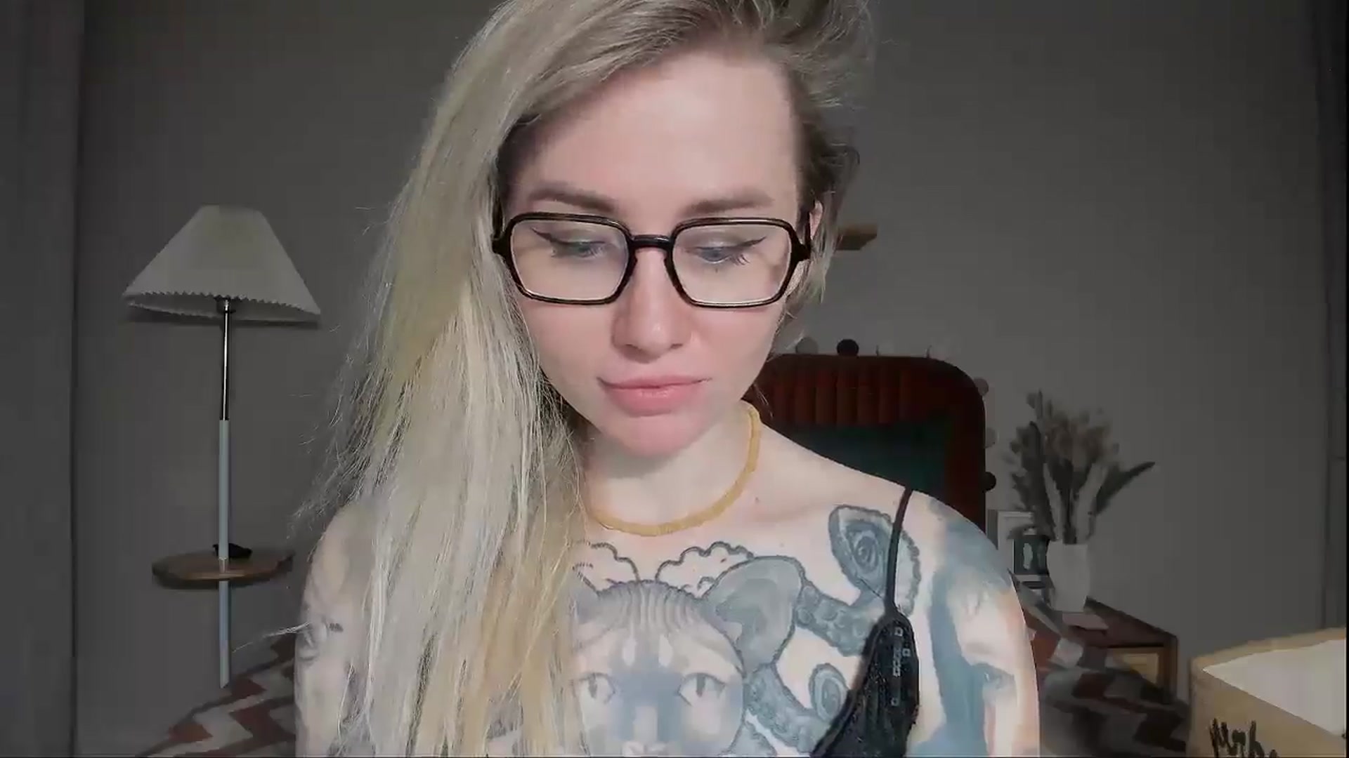 Gallery image thumbnail from Alexa_Smithhh's myfreecams stream on, 05/09/2025, 19:27 image 14 of 20