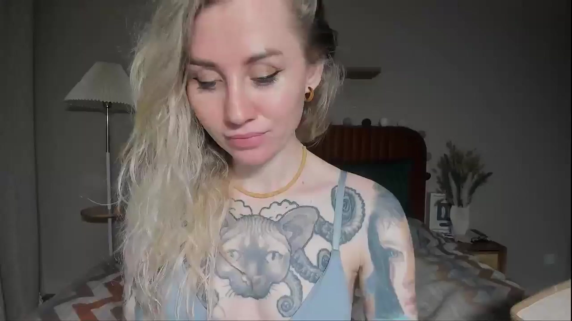 Gallery image thumbnail from Alexa_Smithhh's myfreecams stream on, 05/13/2025, 21:16 image 18 of 20
