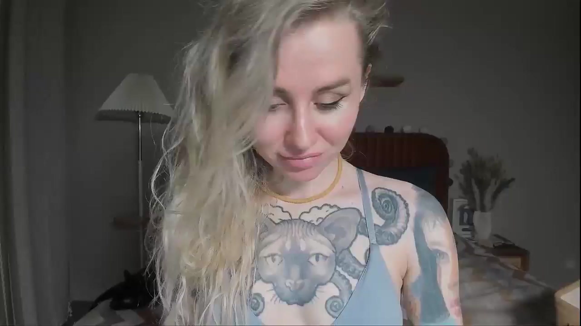 Gallery image thumbnail from Alexa_Smithhh's myfreecams stream on, 05/13/2025, 21:16 image 4 of 20