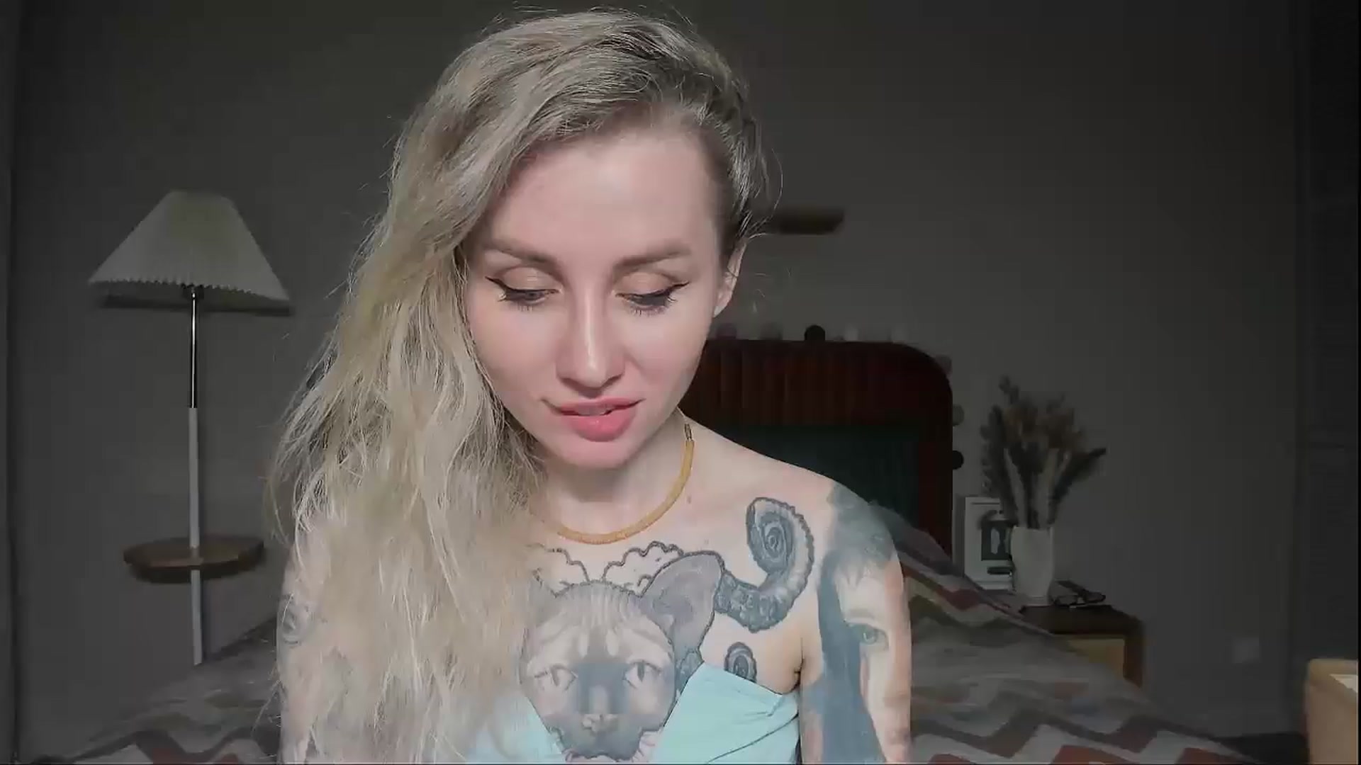 Gallery image thumbnail from Alexa_Smithhh's myfreecams stream on, 05/16/2025, 20:17 image 18 of 20