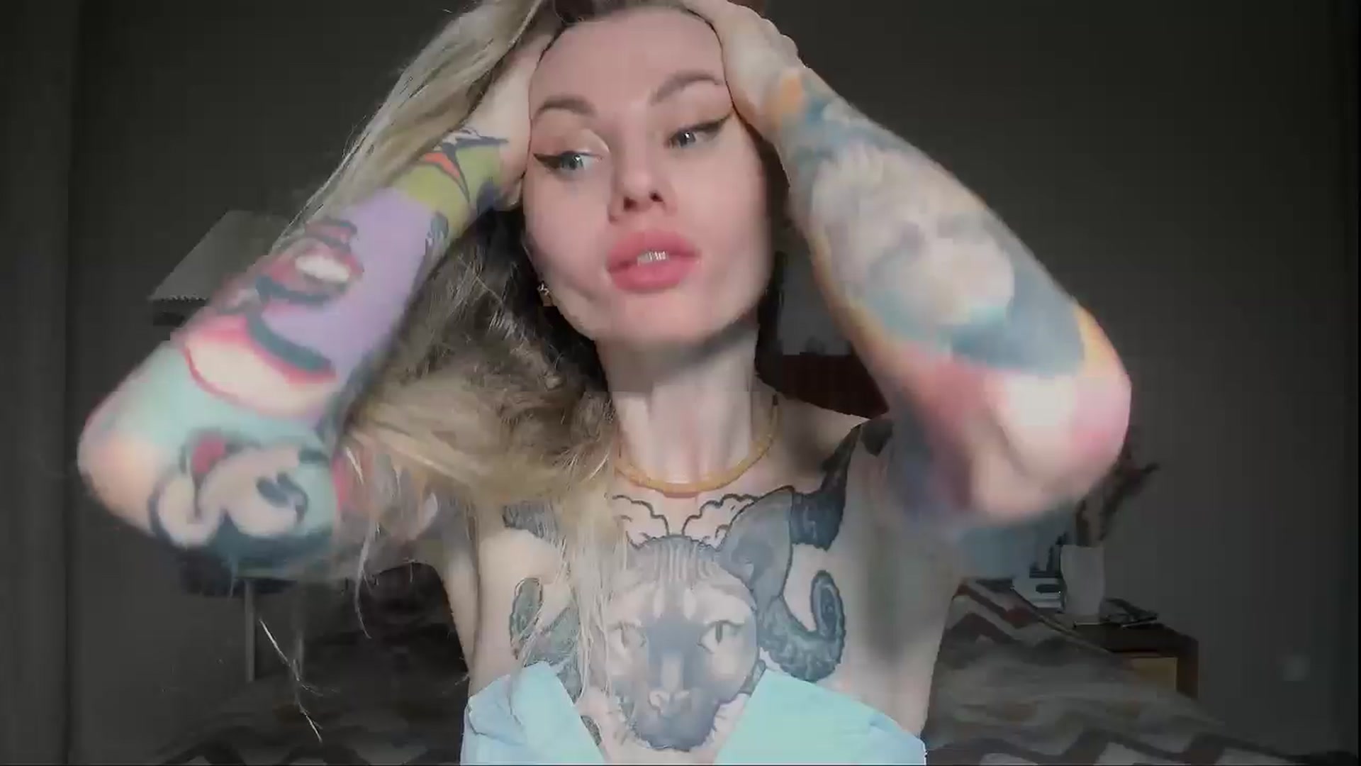 Gallery image thumbnail from Alexa_Smithhh's myfreecams stream on, 05/16/2025, 20:17 image 17 of 20