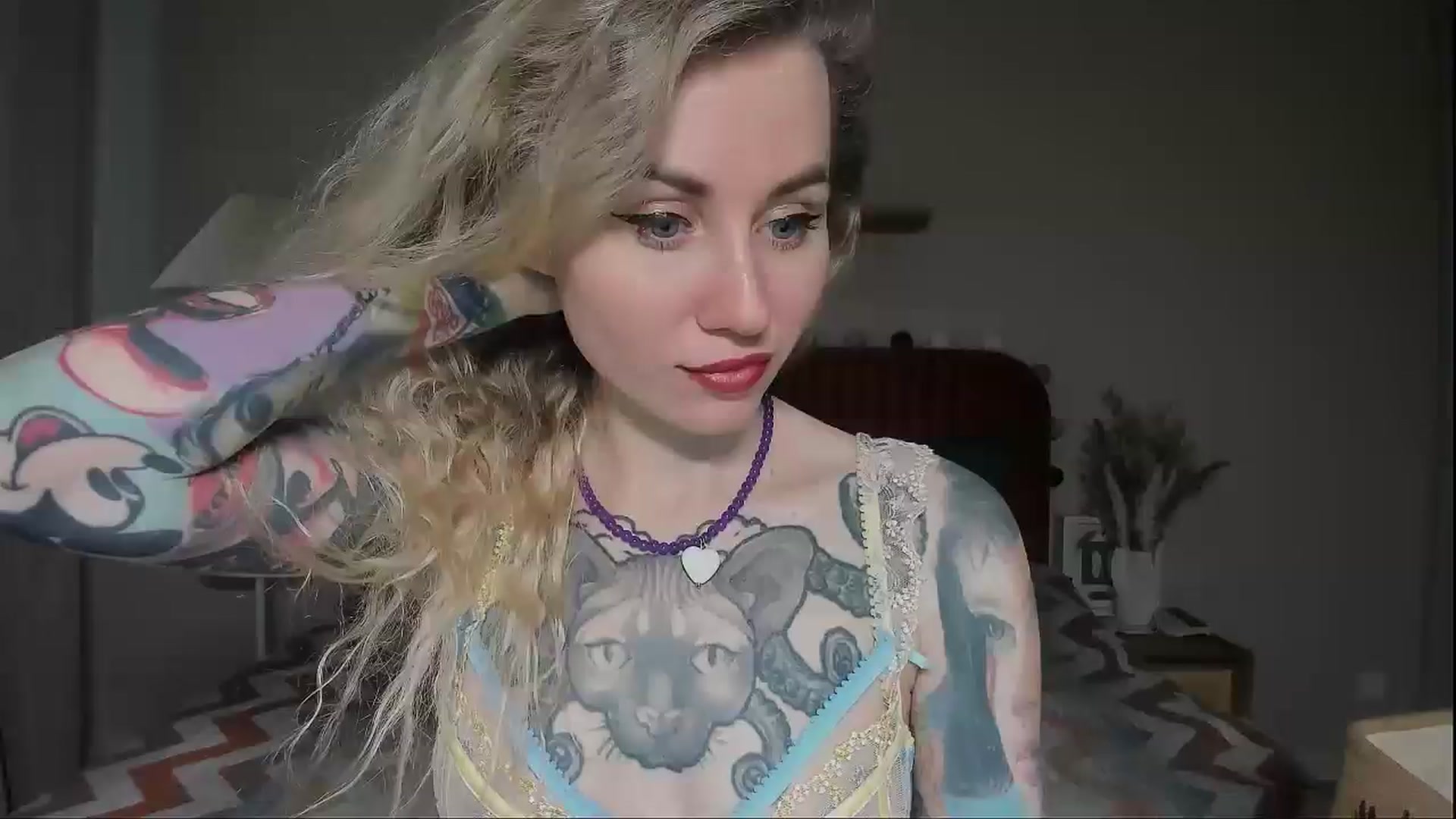 Gallery image thumbnail from Alexa_Smithhh's myfreecams stream on, 05/18/2025, 18:12 image 1 of 20