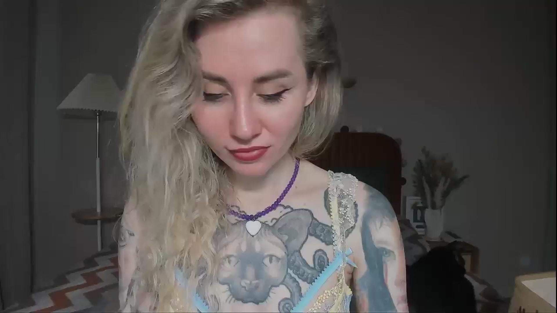 Gallery image thumbnail from Alexa_Smithhh's myfreecams stream on, 05/18/2025, 18:12 image 13 of 20