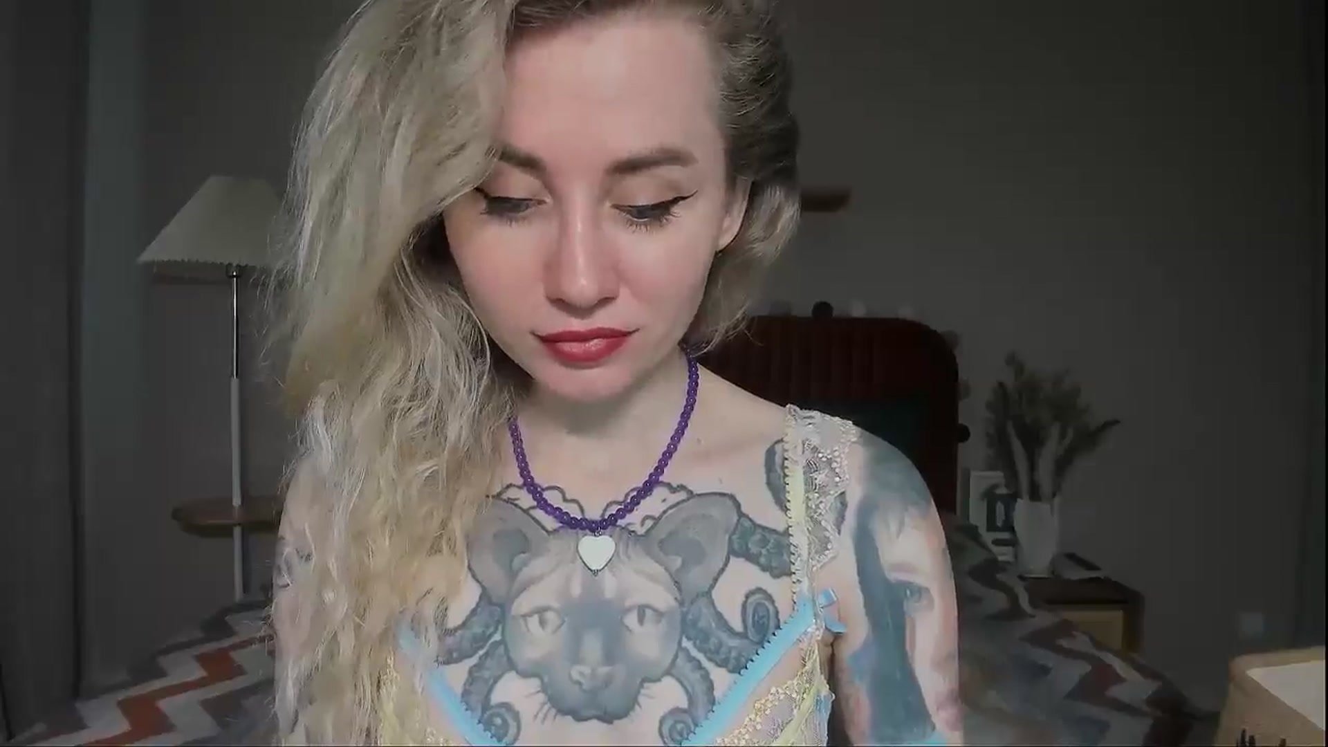 Gallery image thumbnail from Alexa_Smithhh's myfreecams stream on, 05/18/2025, 18:12 image 2 of 20