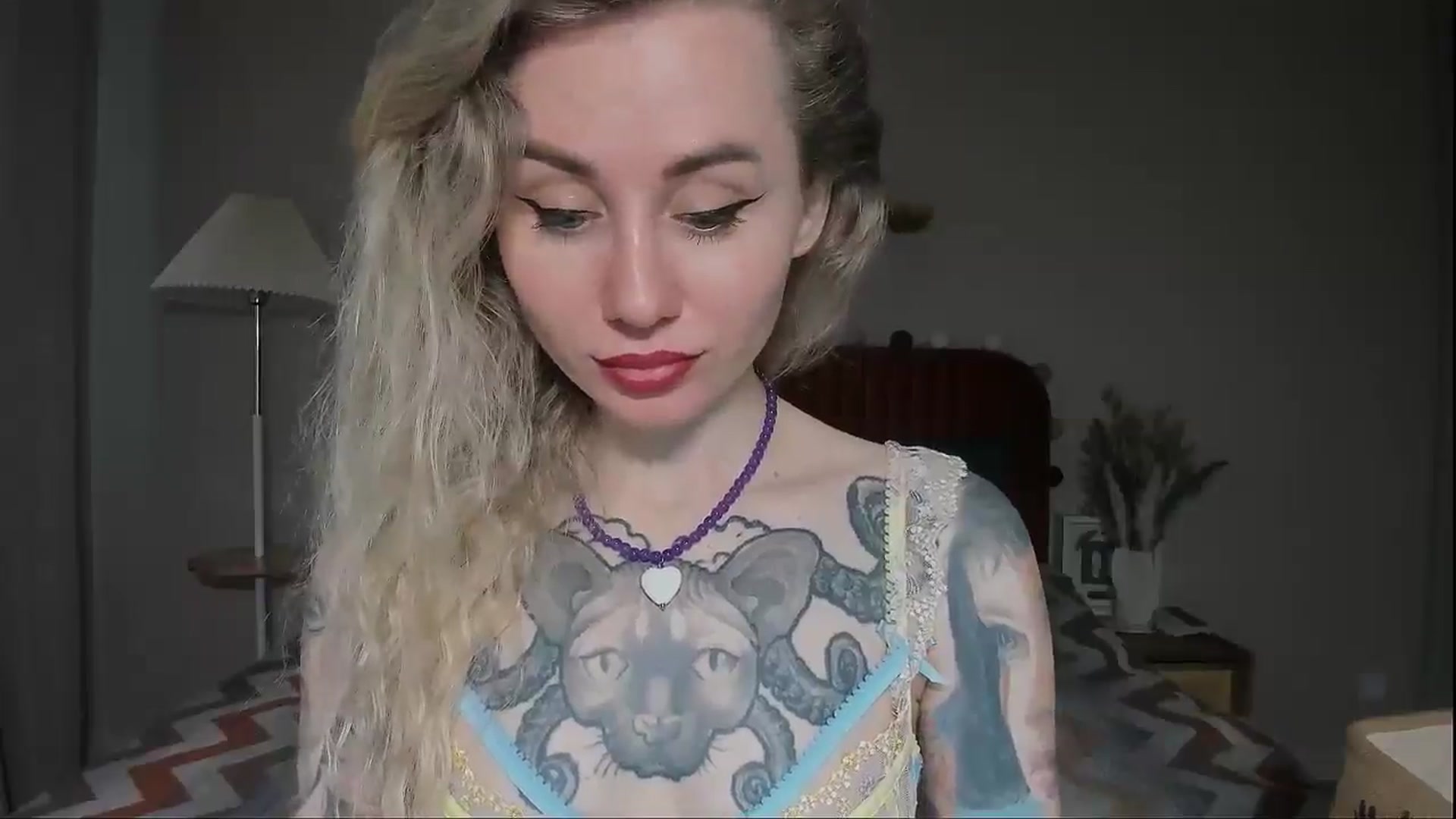 Gallery image thumbnail from Alexa_Smithhh's myfreecams stream on, 05/18/2025, 18:12 image 3 of 20