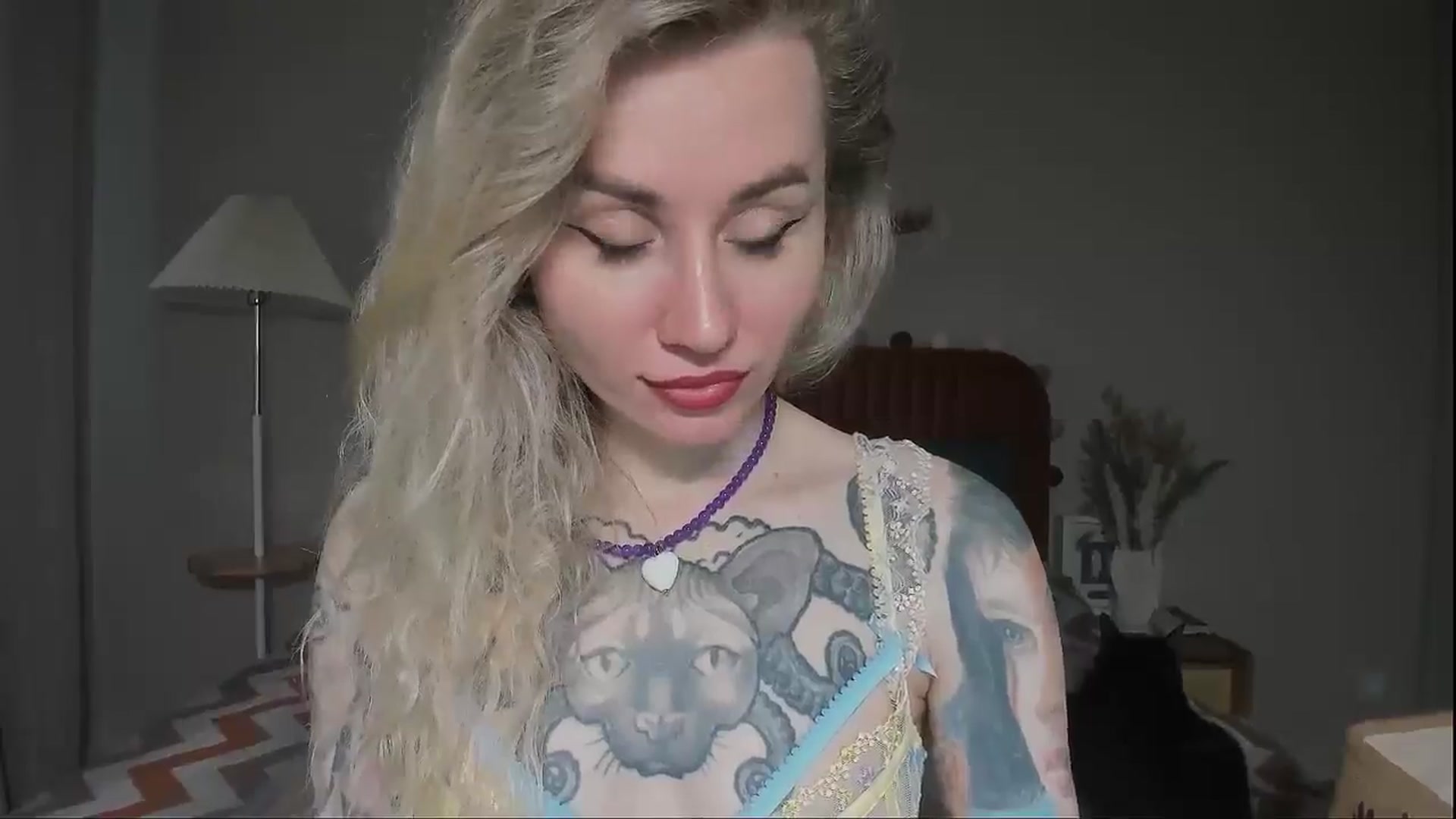 Gallery image thumbnail from Alexa_Smithhh's myfreecams stream on, 05/18/2025, 18:12 image 7 of 20