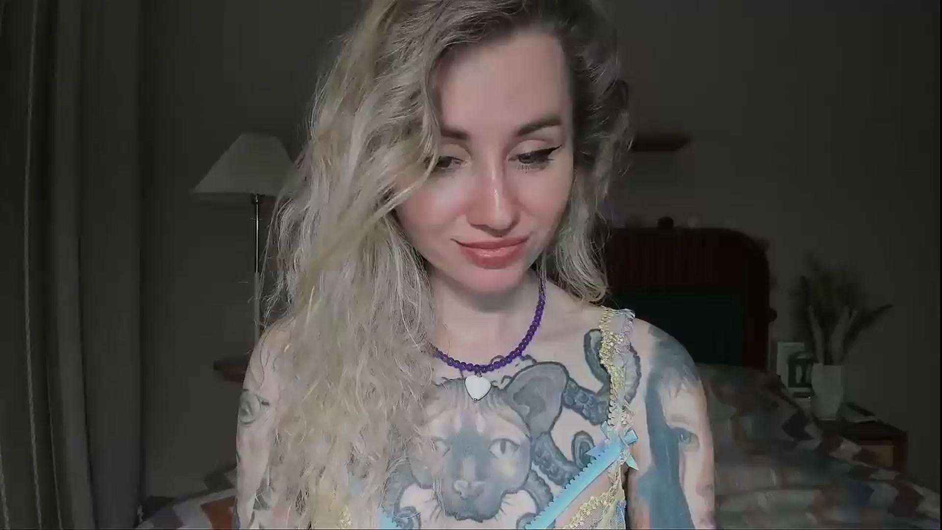 Gallery image thumbnail from Alexa_Smithhh's myfreecams stream on, 05/18/2025, 20:58 image 17 of 20