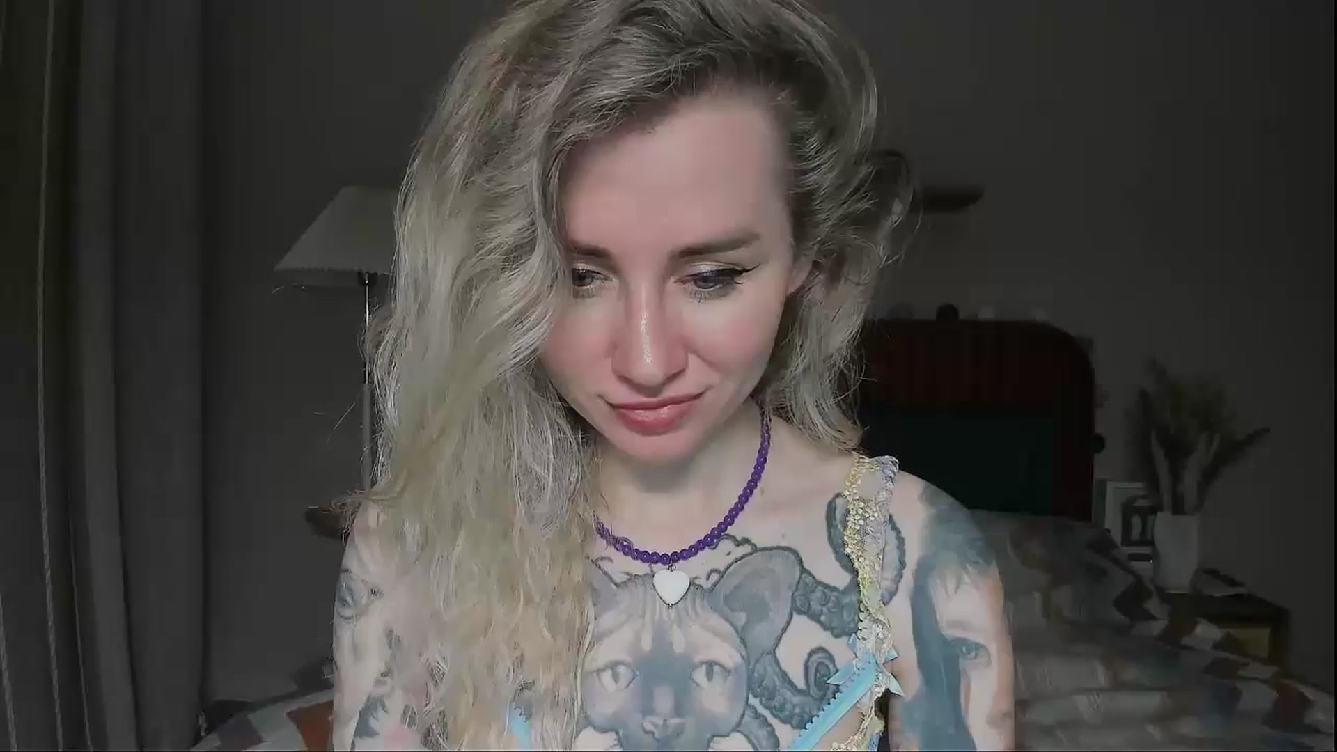 Gallery image thumbnail from Alexa_Smithhh's myfreecams stream on, 05/18/2025, 20:58 image 14 of 20