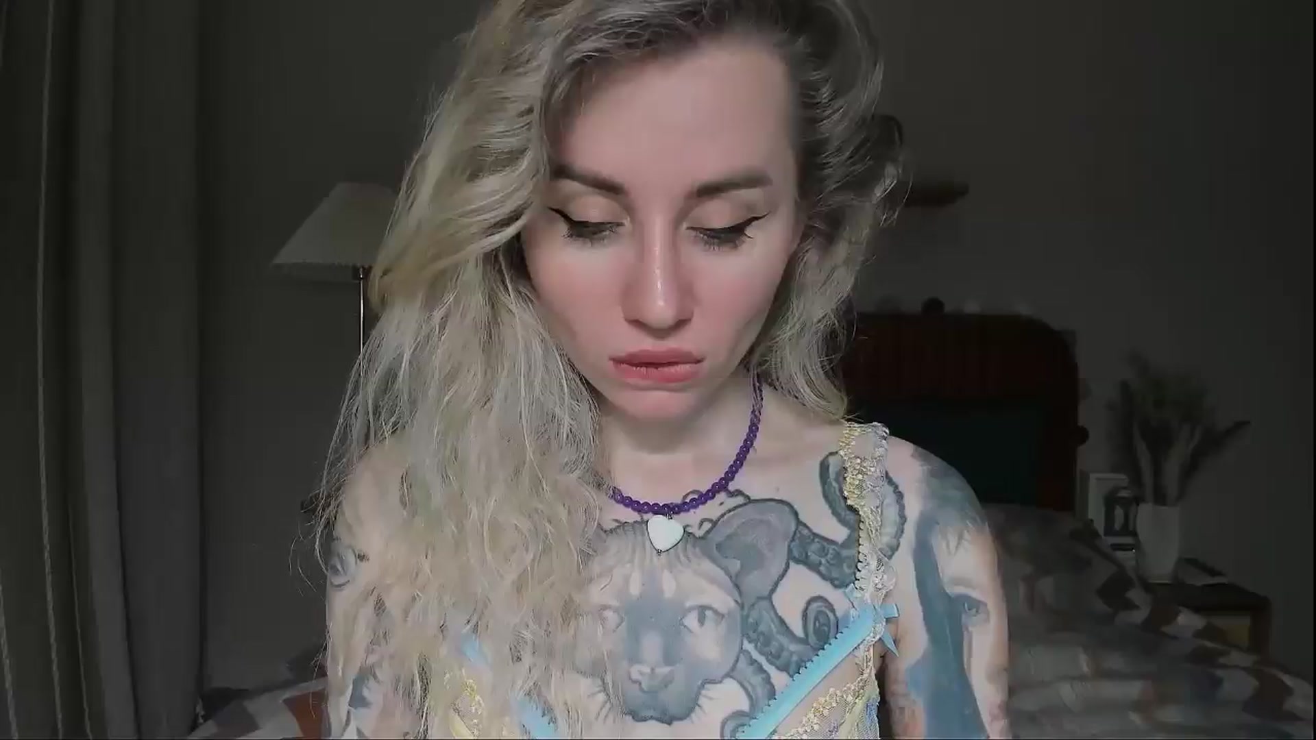 Gallery image thumbnail from Alexa_Smithhh's myfreecams stream on, 05/18/2025, 20:58 image 16 of 20