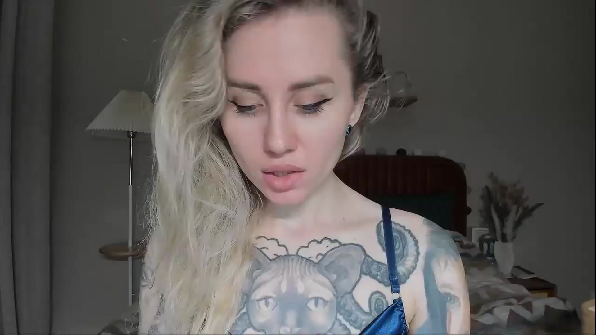 Gallery image thumbnail from Alexa_Smithhh's myfreecams stream on, 05/20/2025, 20:19 image 1 of 20
