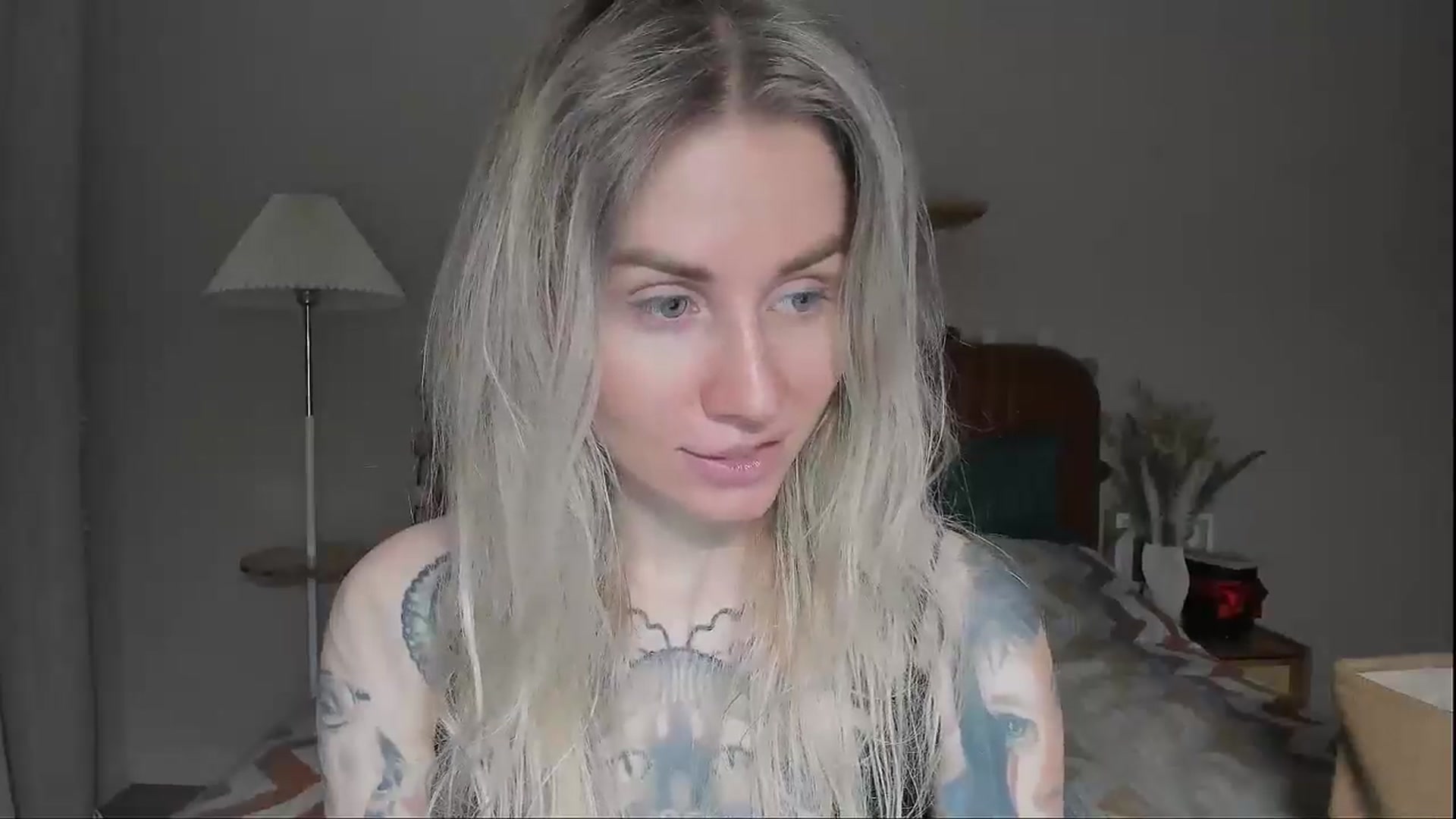 Gallery image thumbnail from Alexa_Smithhh's myfreecams stream on, 05/25/2025, 21:42 image 13 of 20