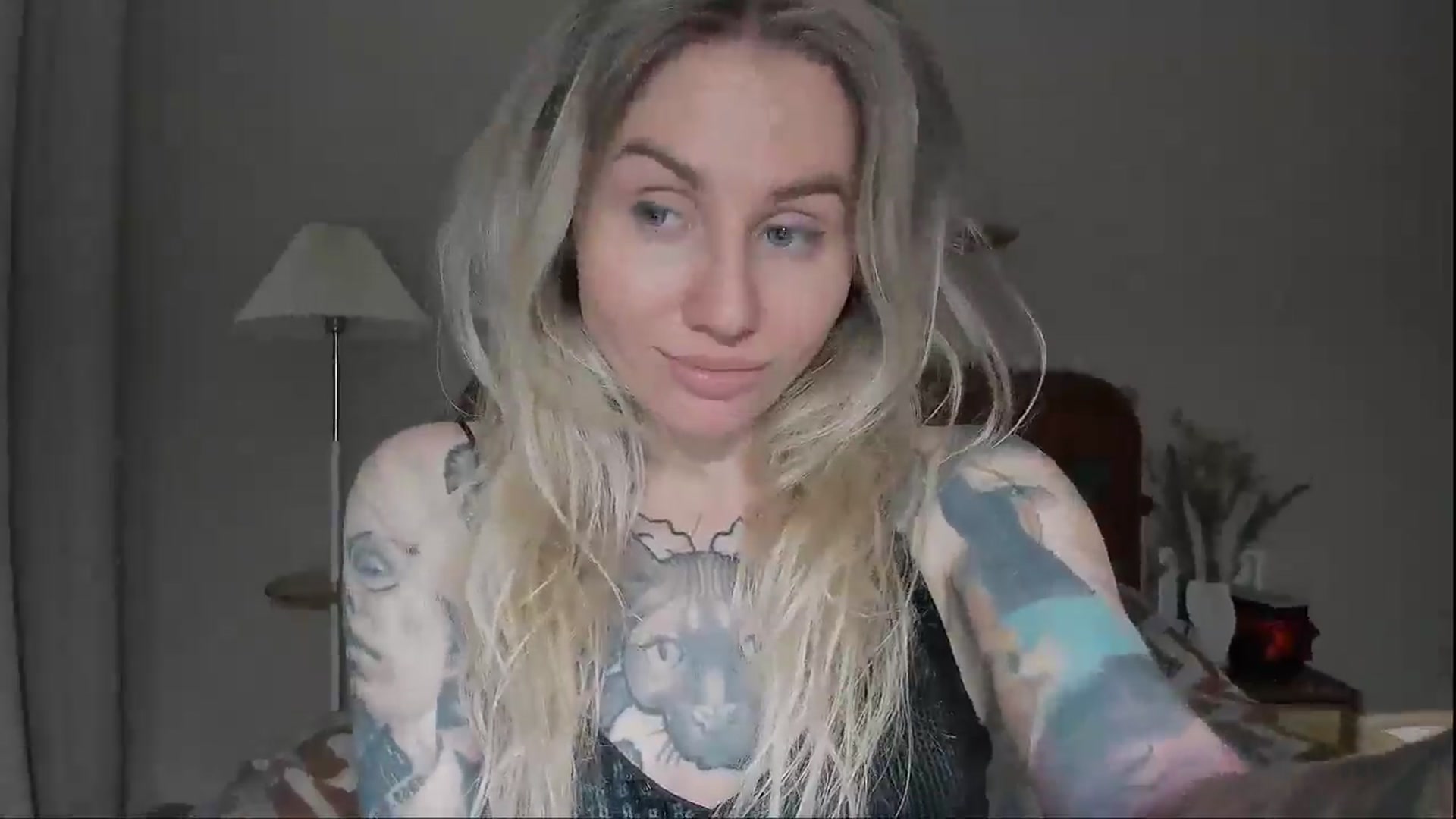 Gallery image thumbnail from Alexa_Smithhh's myfreecams stream on, 05/25/2025, 21:42 image 19 of 20