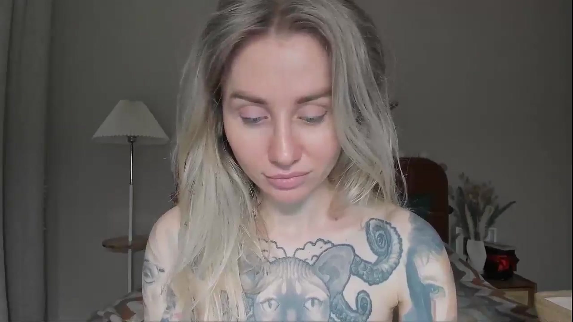 Gallery image thumbnail from Alexa_Smithhh's myfreecams stream on, 05/25/2025, 21:42 image 18 of 20