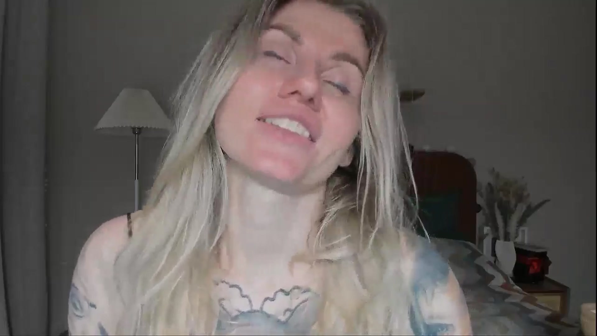 Gallery image thumbnail from Alexa_Smithhh's myfreecams stream on, 05/25/2025, 21:42 image 20 of 20