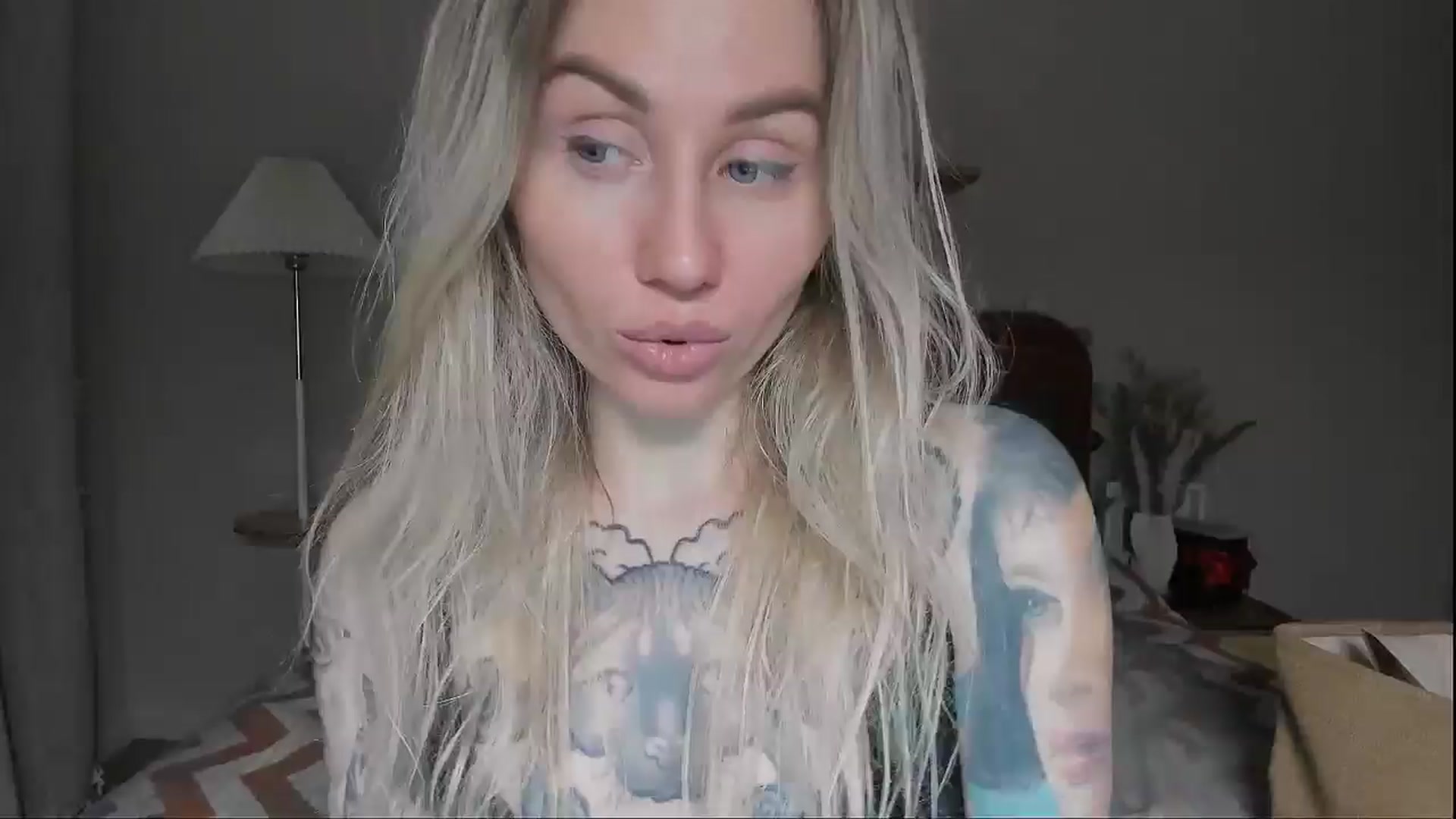 Gallery image thumbnail from Alexa_Smithhh's myfreecams stream on, 05/25/2025, 21:42 image 3 of 20