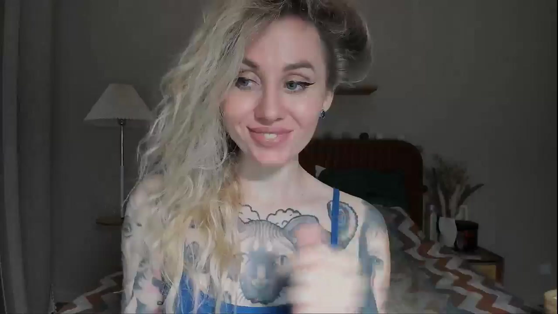 Gallery image thumbnail from Alexa_Smithhh's myfreecams stream on, 05/28/2025, 18:59 image 17 of 20